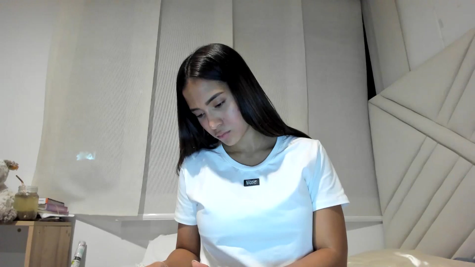 Gallery image thumbnail from Missabyy's myfreecams stream on, 09/04/2025, 01:18 image 4 of 20