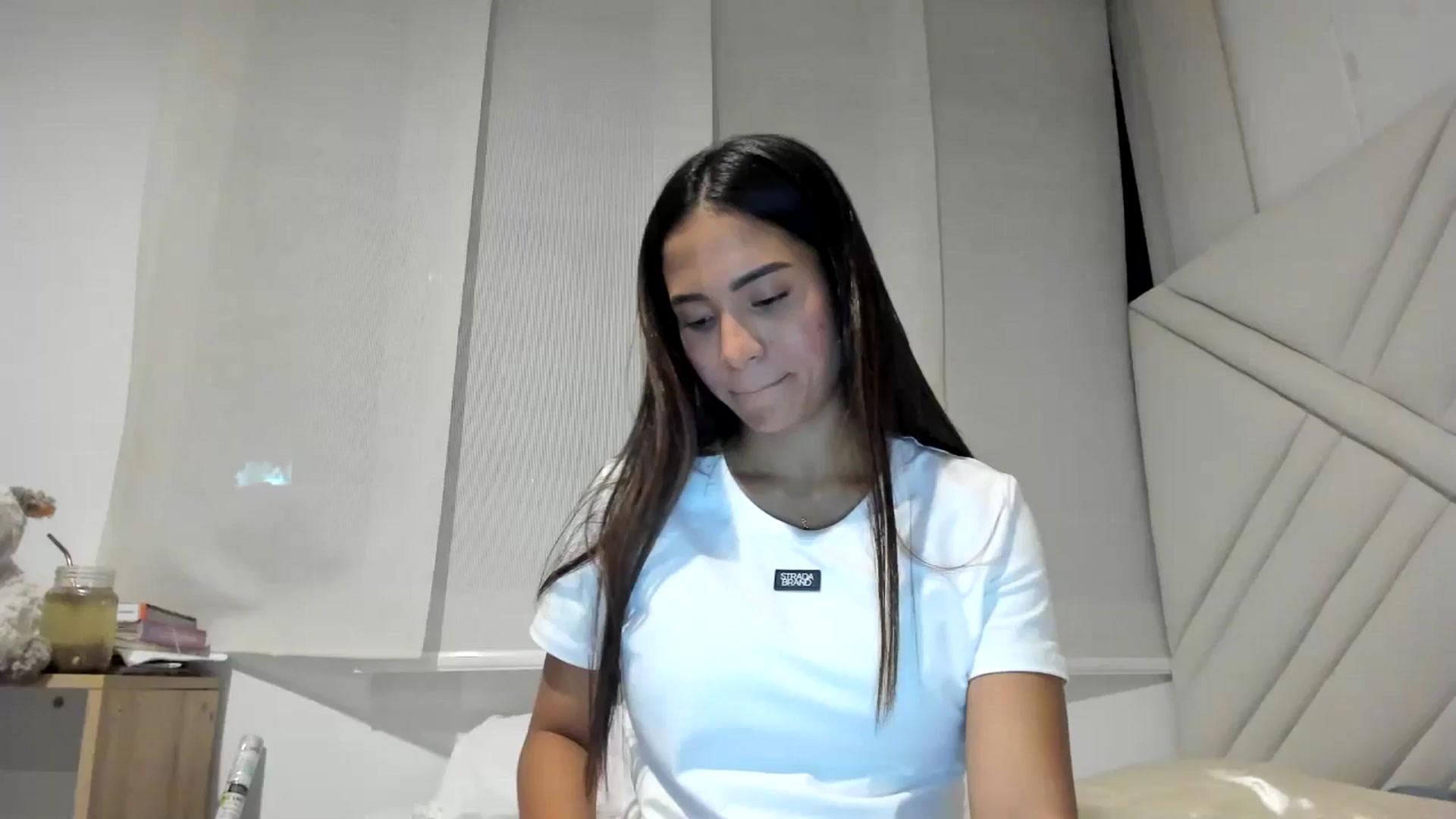 Gallery image thumbnail from Missabyy's myfreecams stream on, 09/04/2025, 01:18 image 1 of 20