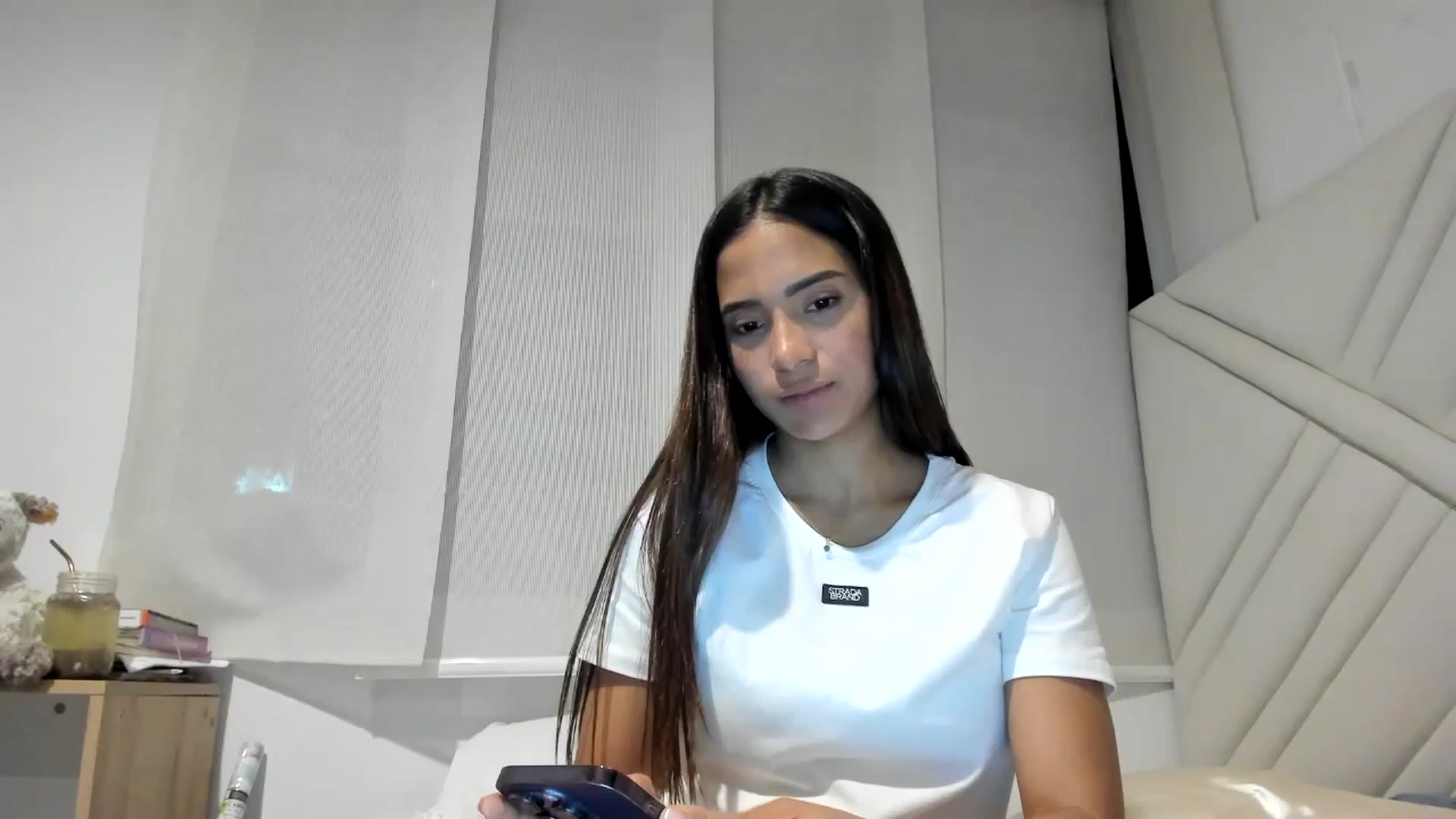 Gallery image thumbnail from Missabyy's myfreecams stream on, 09/04/2025, 01:18 image 3 of 20