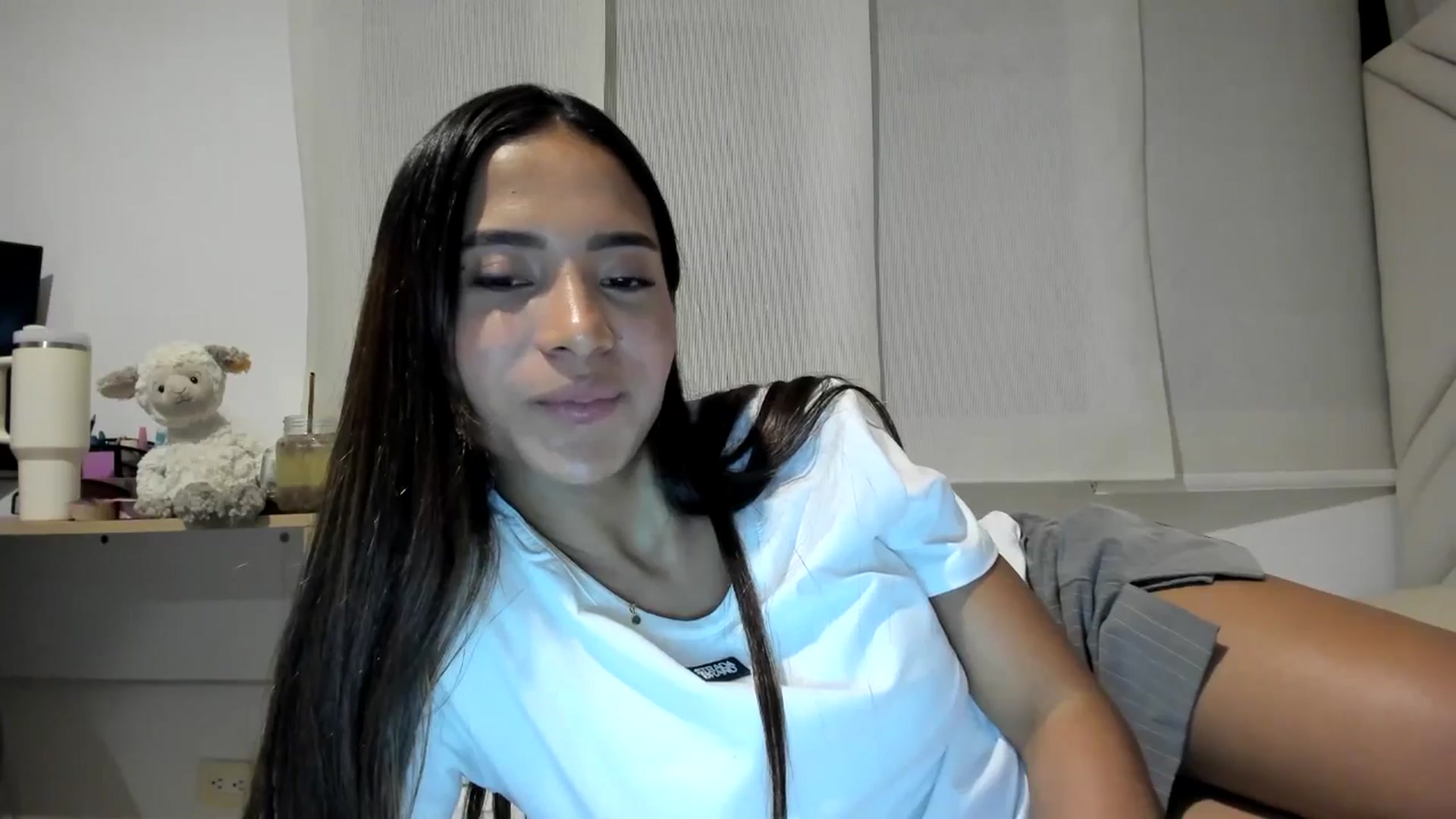 Gallery image thumbnail from Missabyy's myfreecams stream on, 09/04/2025, 01:18 image 14 of 20