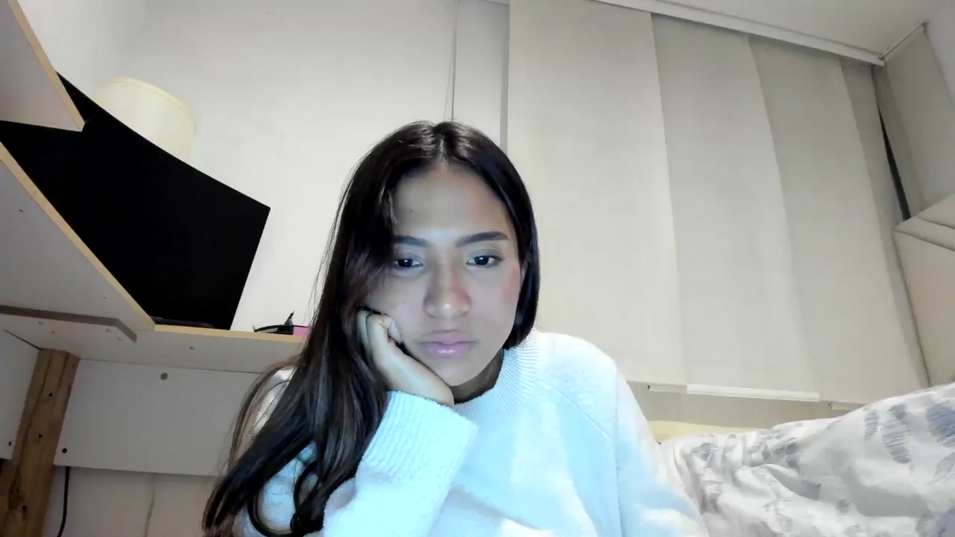 Gallery image thumbnail from Missabyy's myfreecams stream on, 09/08/2025, 24:27 image 12 of 20
