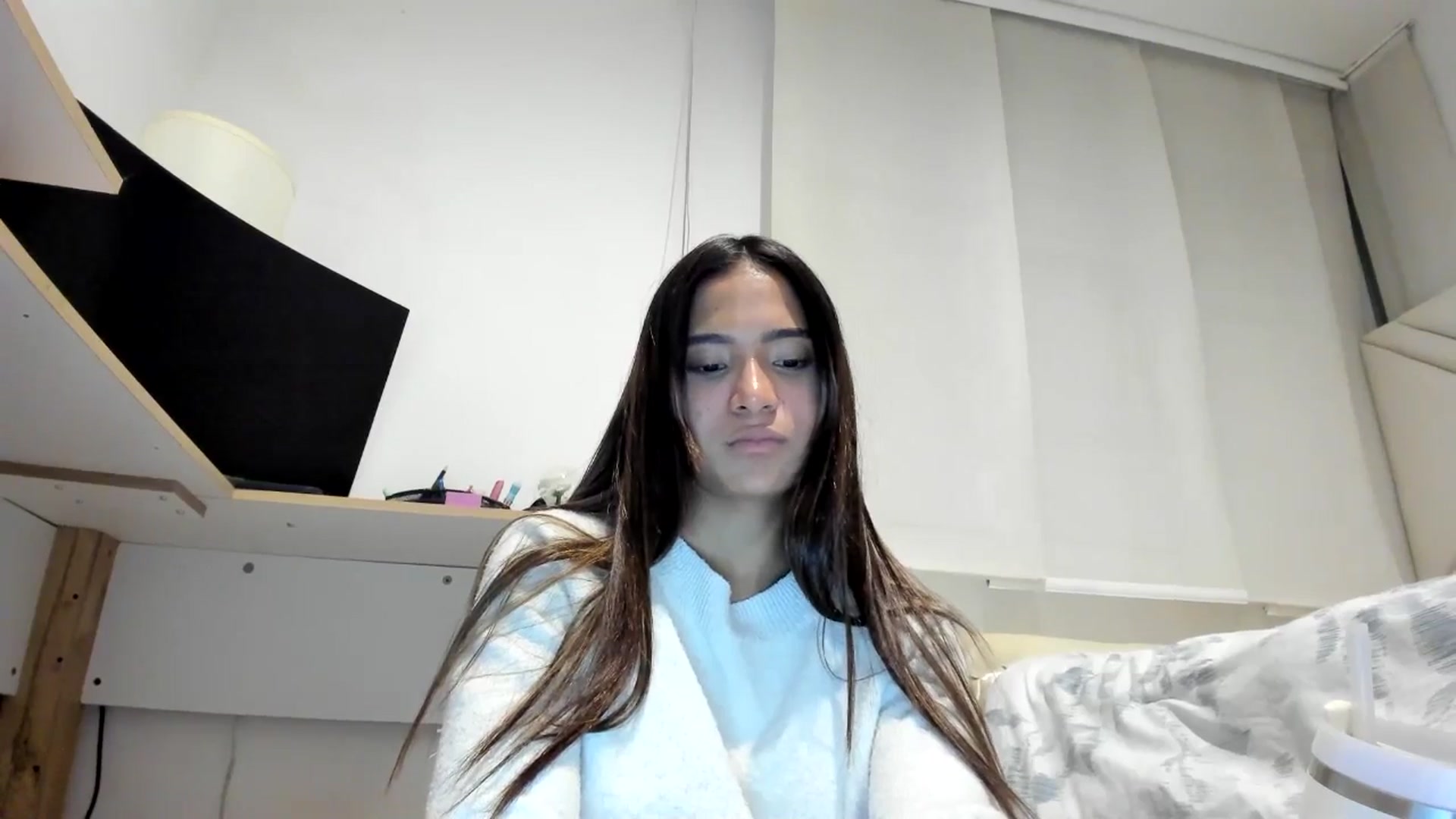 Gallery image thumbnail from Missabyy's myfreecams stream on, 09/08/2025, 24:27 image 3 of 20