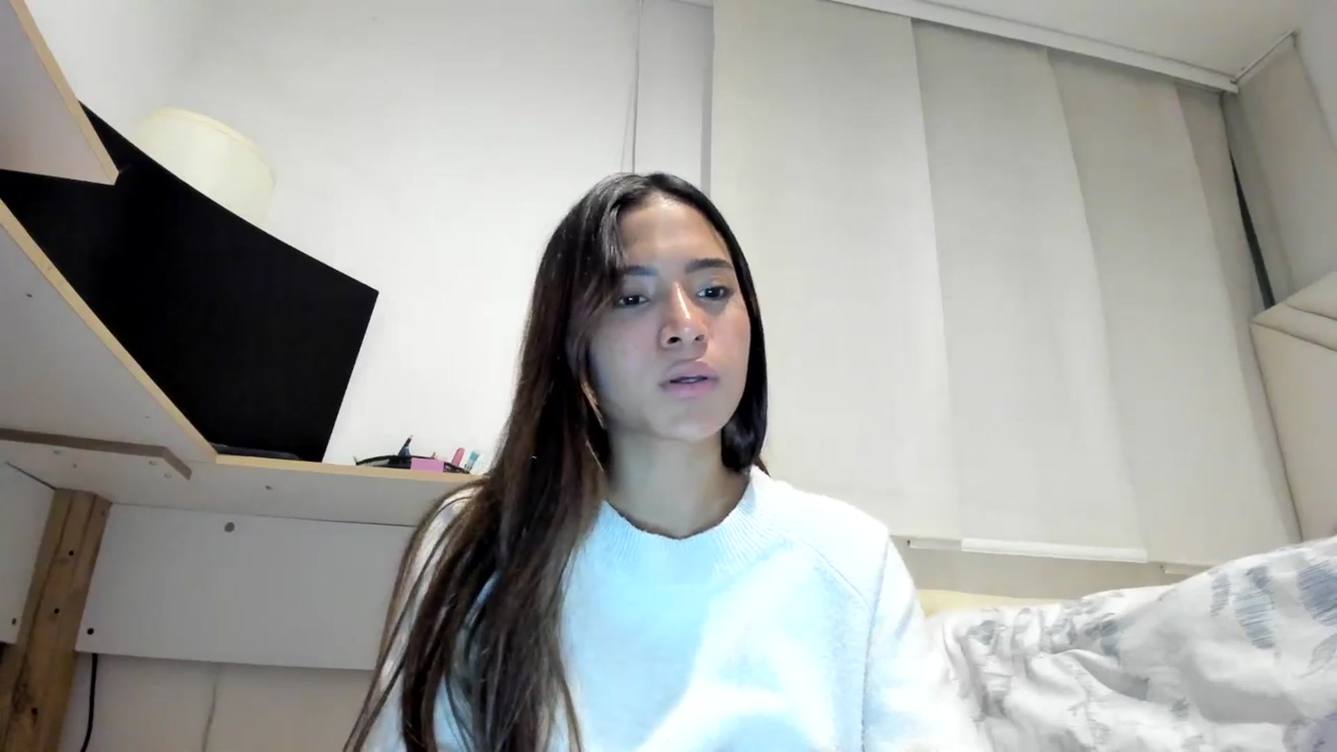 Gallery image thumbnail from Missabyy's myfreecams stream on, 09/08/2025, 24:27 image 15 of 20