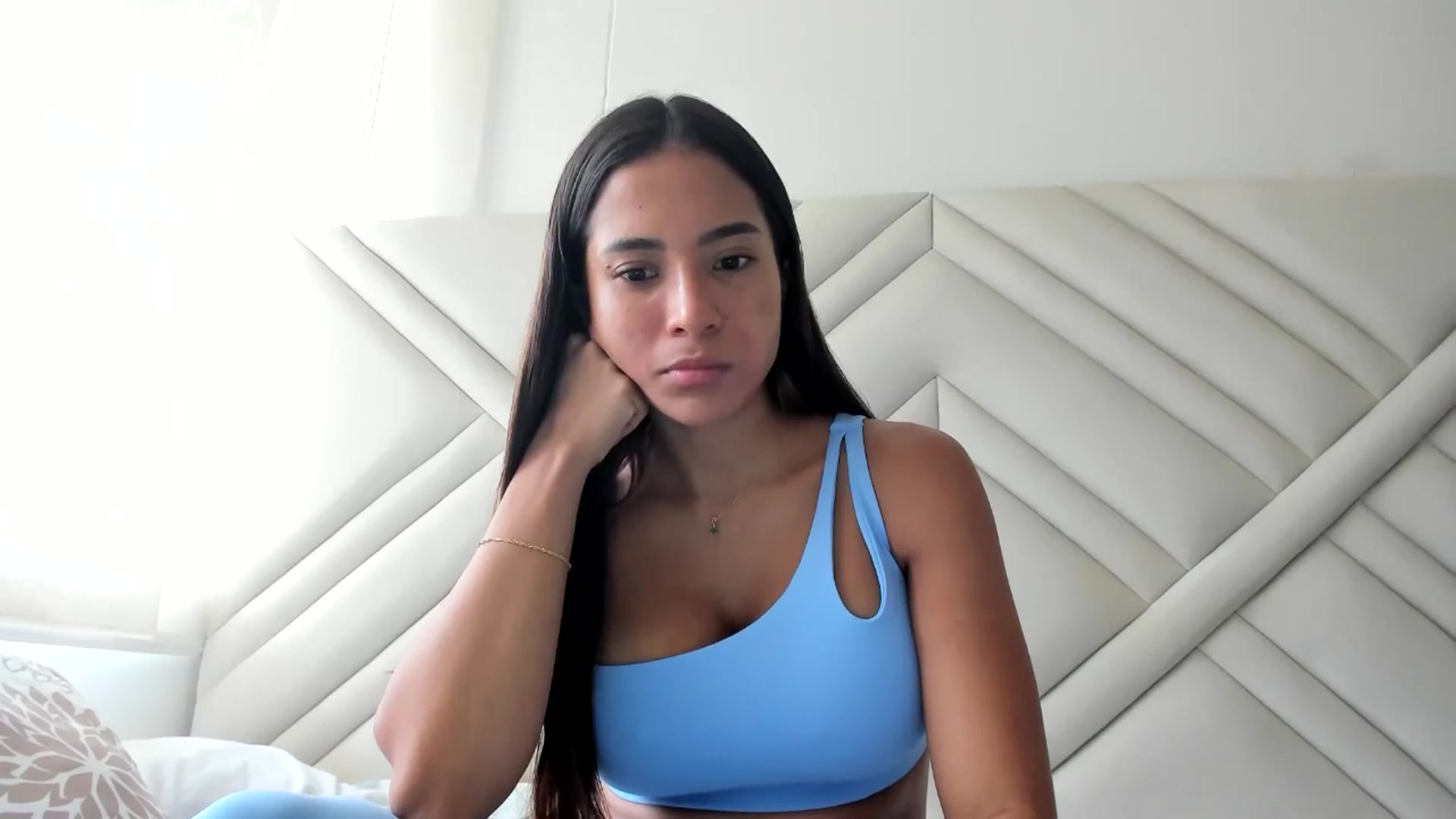 Gallery image thumbnail from Missabyy's myfreecams stream on, 09/08/2025, 16:39 image 16 of 20