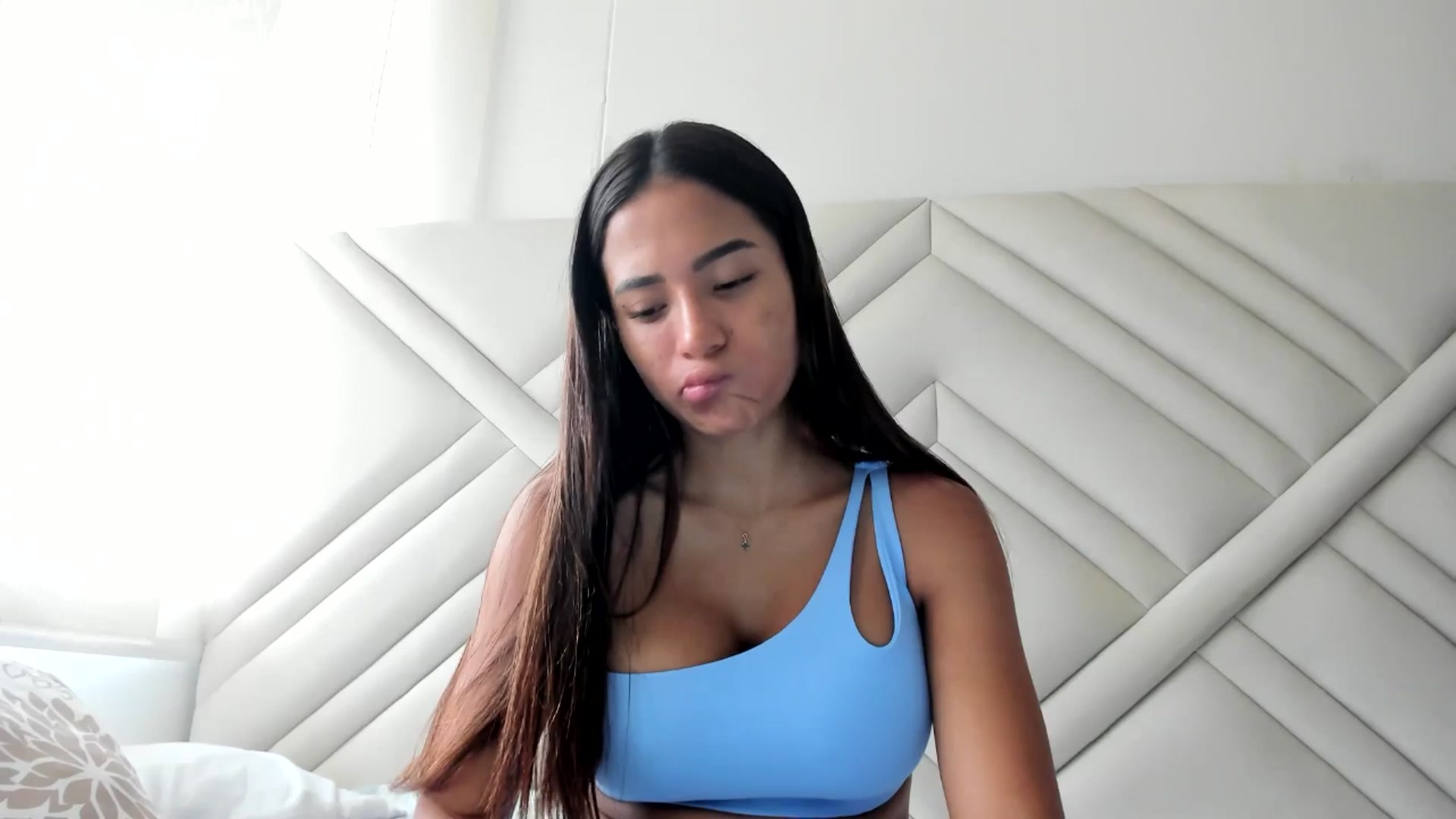 Gallery image thumbnail from Missabyy's myfreecams stream on, 09/08/2025, 16:39 image 19 of 20