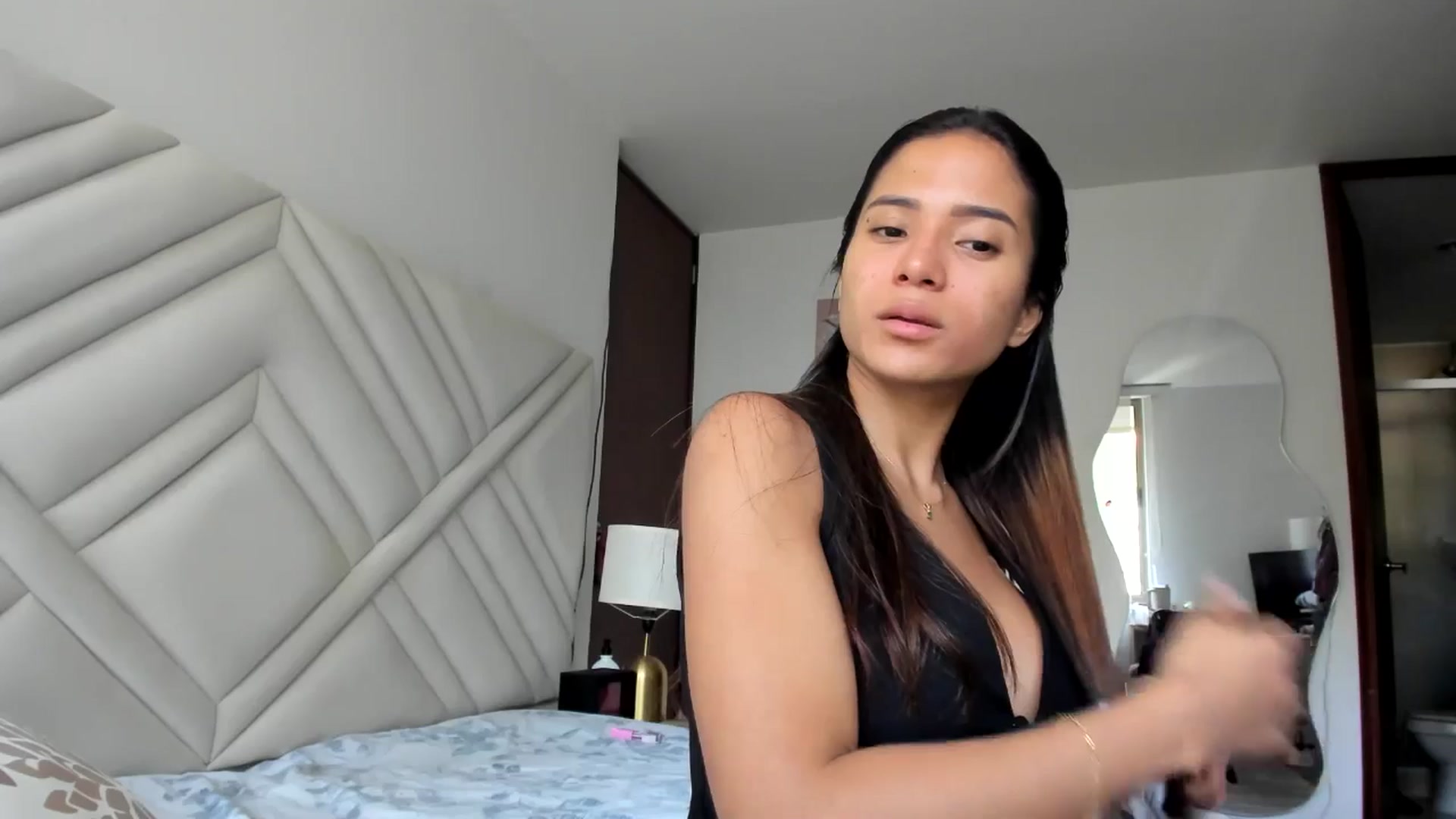 Gallery image thumbnail from Missabyy's myfreecams stream on, 09/08/2025, 21:44 image 17 of 20