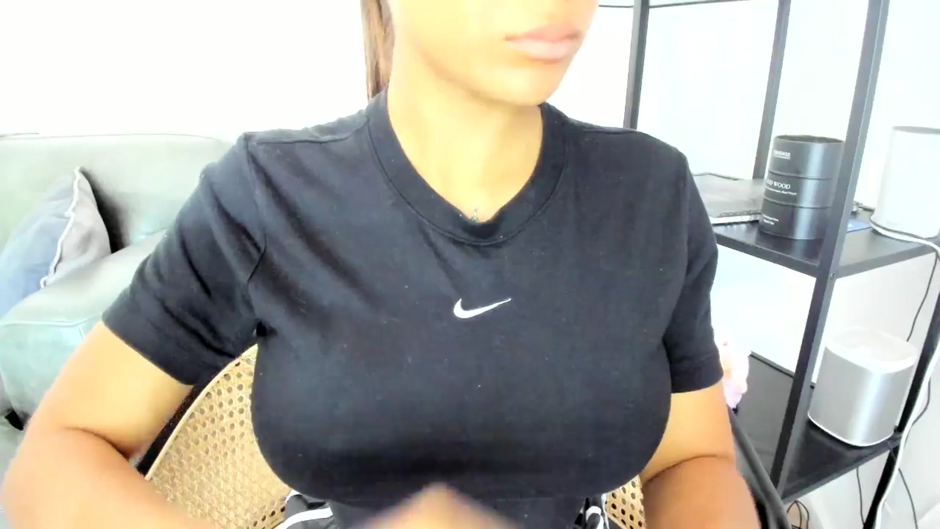 Gallery image thumbnail from Missabyy's myfreecams stream on, 09/15/2025, 10:37 image 12 of 20