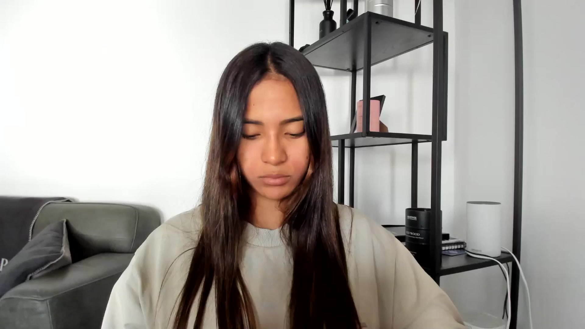 Gallery image thumbnail from Missabyy's myfreecams stream on, 09/27/2025, 15:17 image 10 of 20