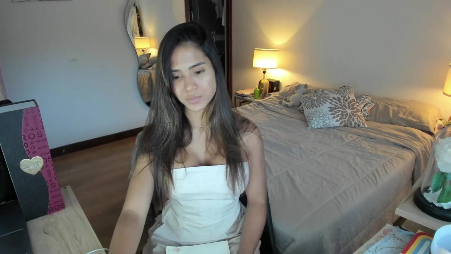 Gallery image thumbnail from Missabyy's myfreecams stream on, 10/07/2025, 23:43 image 8 of 20