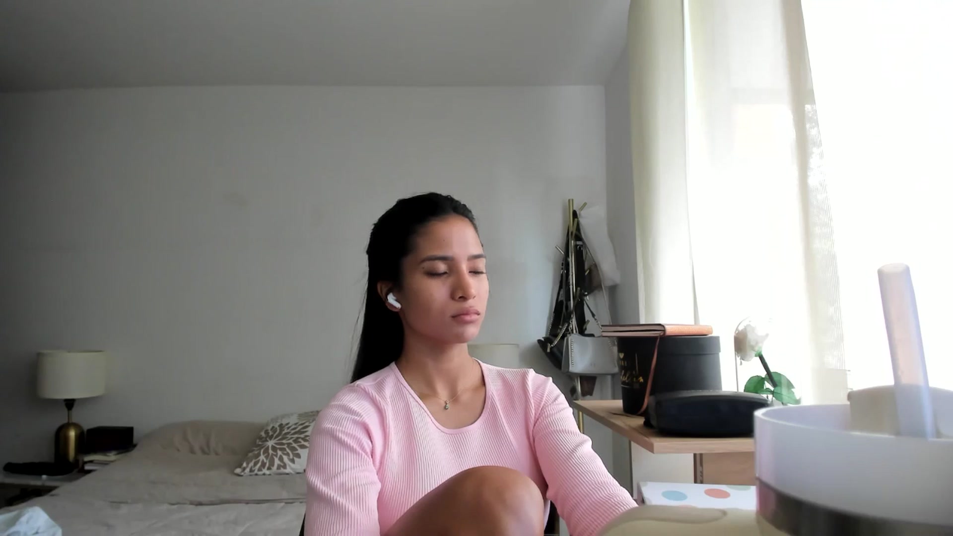 Gallery image thumbnail from Missabyy's myfreecams stream on, 10/22/2025, 16:52 image 15 of 20