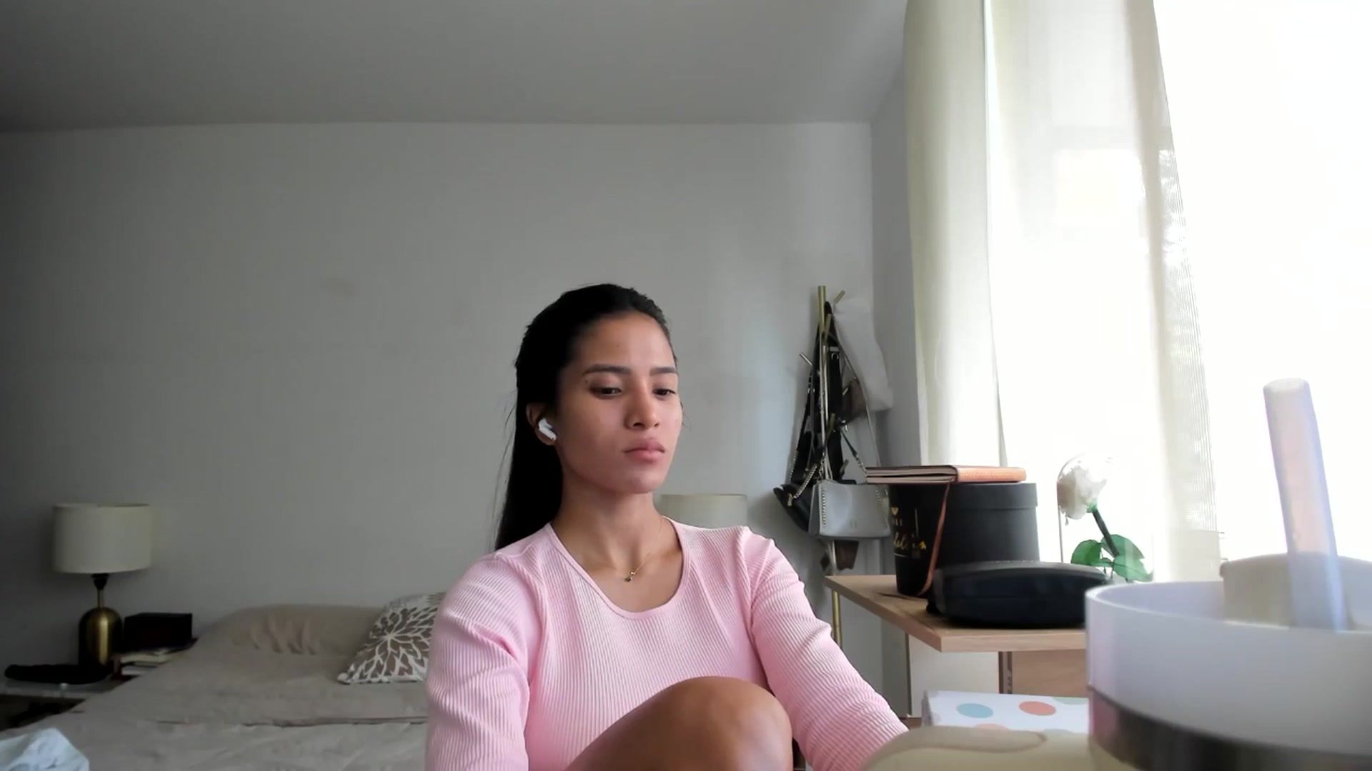 Gallery image thumbnail from Missabyy's myfreecams stream on, 10/22/2025, 16:52 image 16 of 20