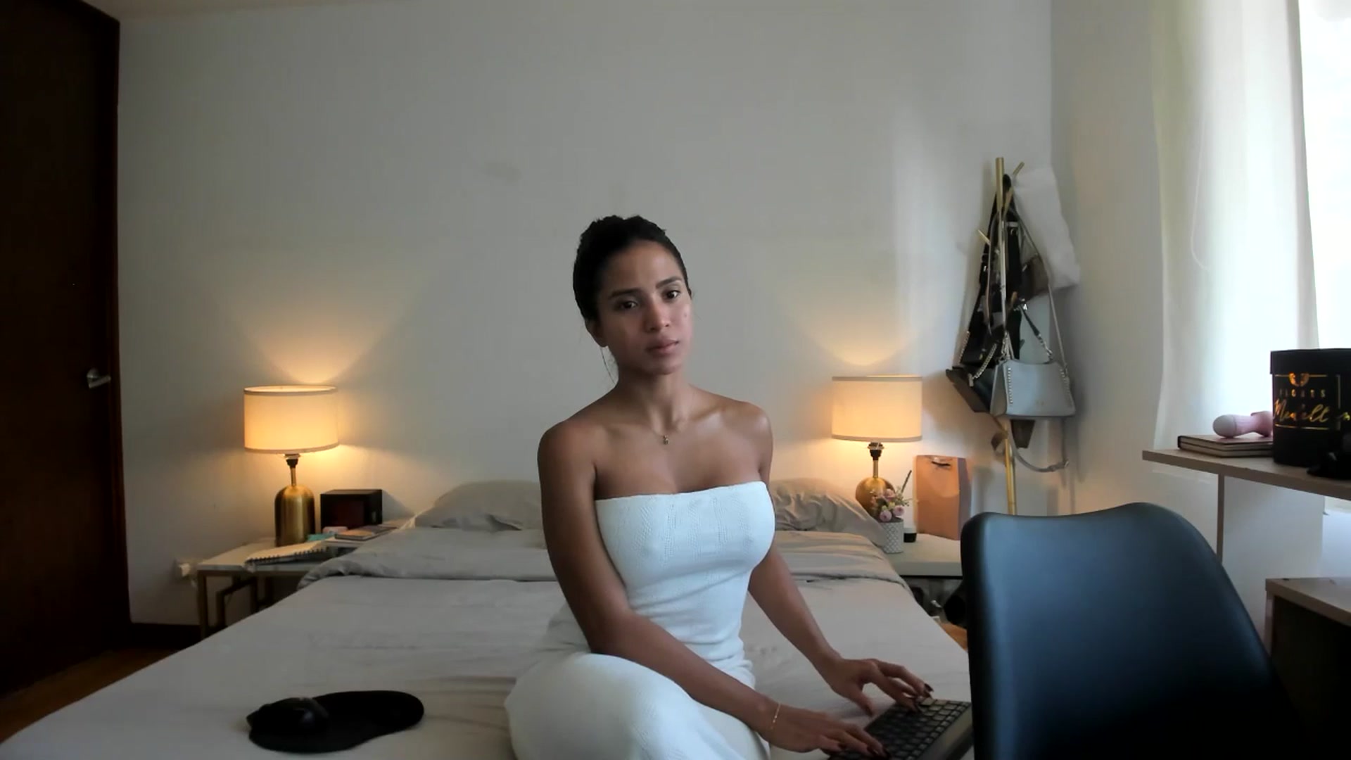 Gallery image thumbnail from Missabyy's myfreecams stream on, 10/23/2025, 20:50 image 2 of 20