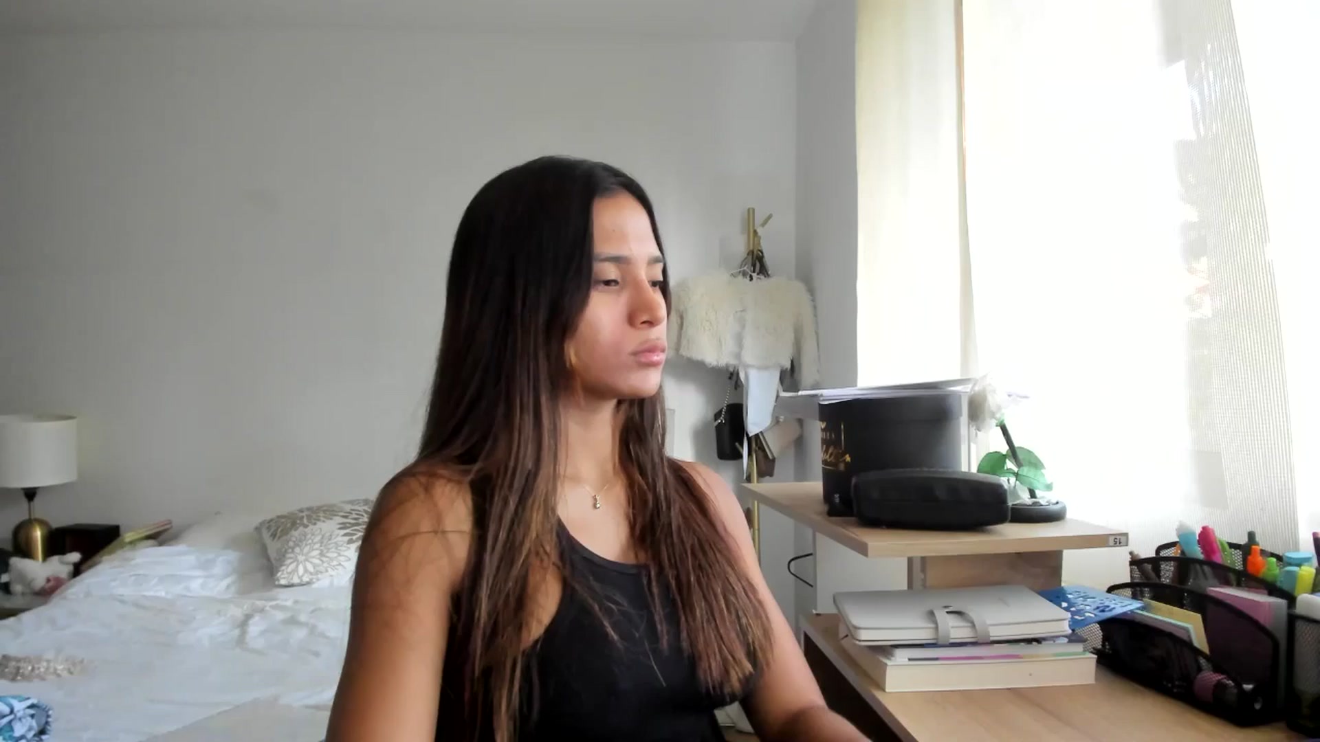 Gallery image thumbnail from Missabyy's myfreecams stream on, 10/27/2025, 22:18 image 11 of 20