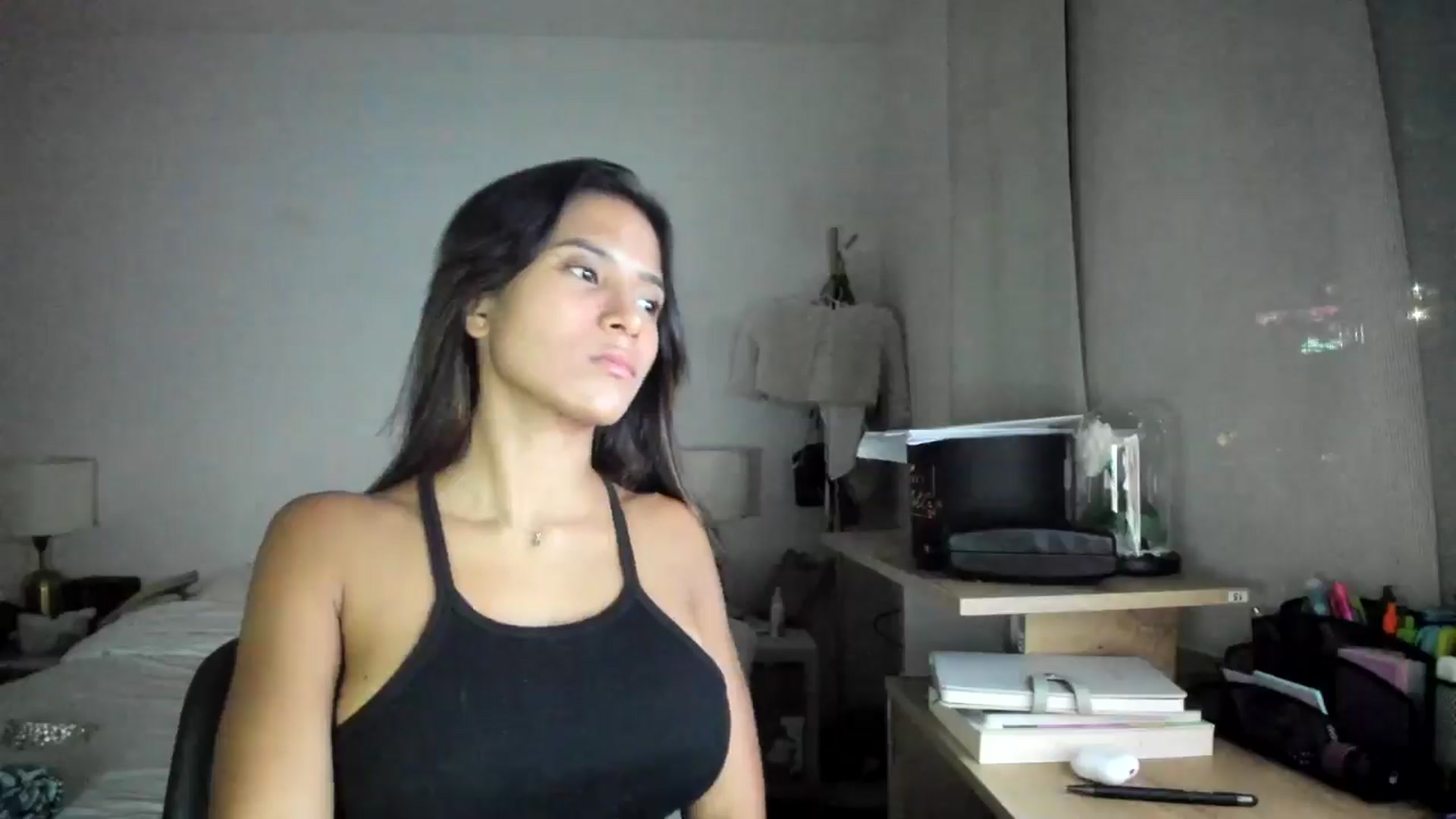 Gallery image thumbnail from Missabyy's myfreecams stream on, 10/27/2025, 23:47 image 18 of 20