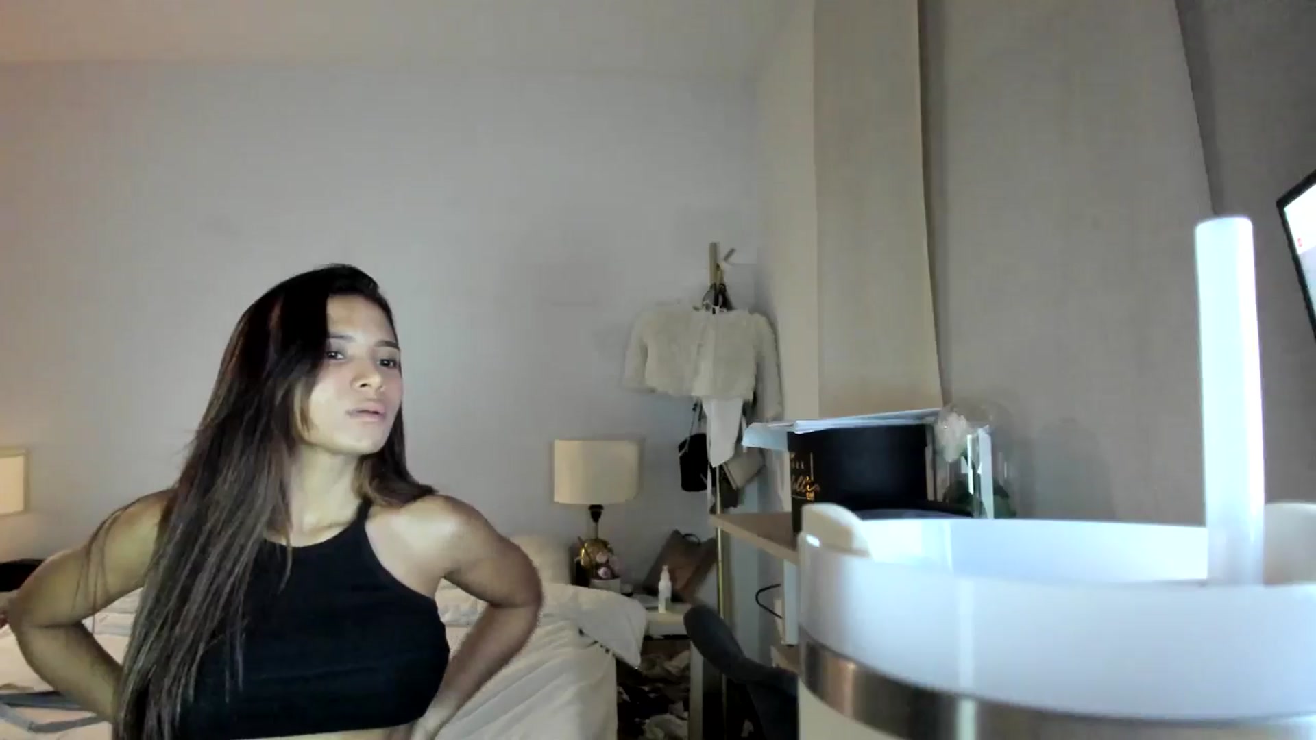 Gallery image thumbnail from Missabyy's myfreecams stream on, 10/28/2025, 24:52 image 13 of 20