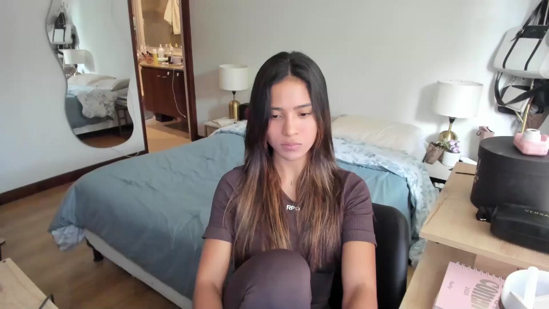 Gallery image thumbnail from Missabyy's myfreecams stream on, 11/05/2025, 17:08 image 17 of 20