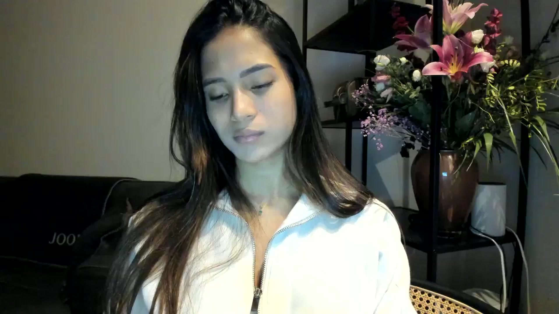 Gallery image thumbnail from Missabyy's myfreecams stream on, 12/05/2025, 16:10 image 14 of 20