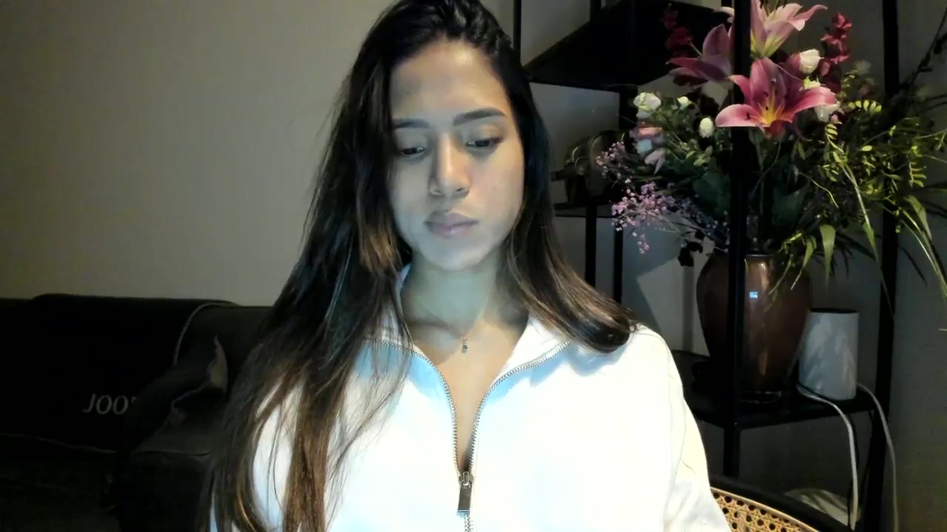 Gallery image thumbnail from Missabyy's myfreecams stream on, 12/05/2025, 16:10 image 13 of 20