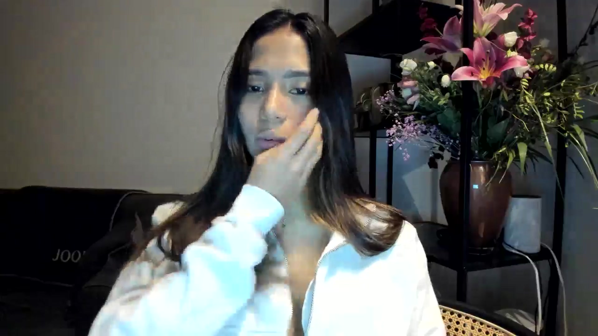Gallery image thumbnail from Missabyy's myfreecams stream on, 12/05/2025, 16:10 image 15 of 20