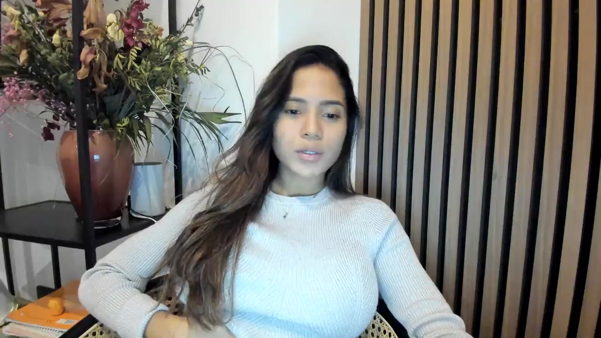 Gallery image thumbnail from Missabyy's myfreecams stream on, 12/11/2025, 19:46 image 2 of 20