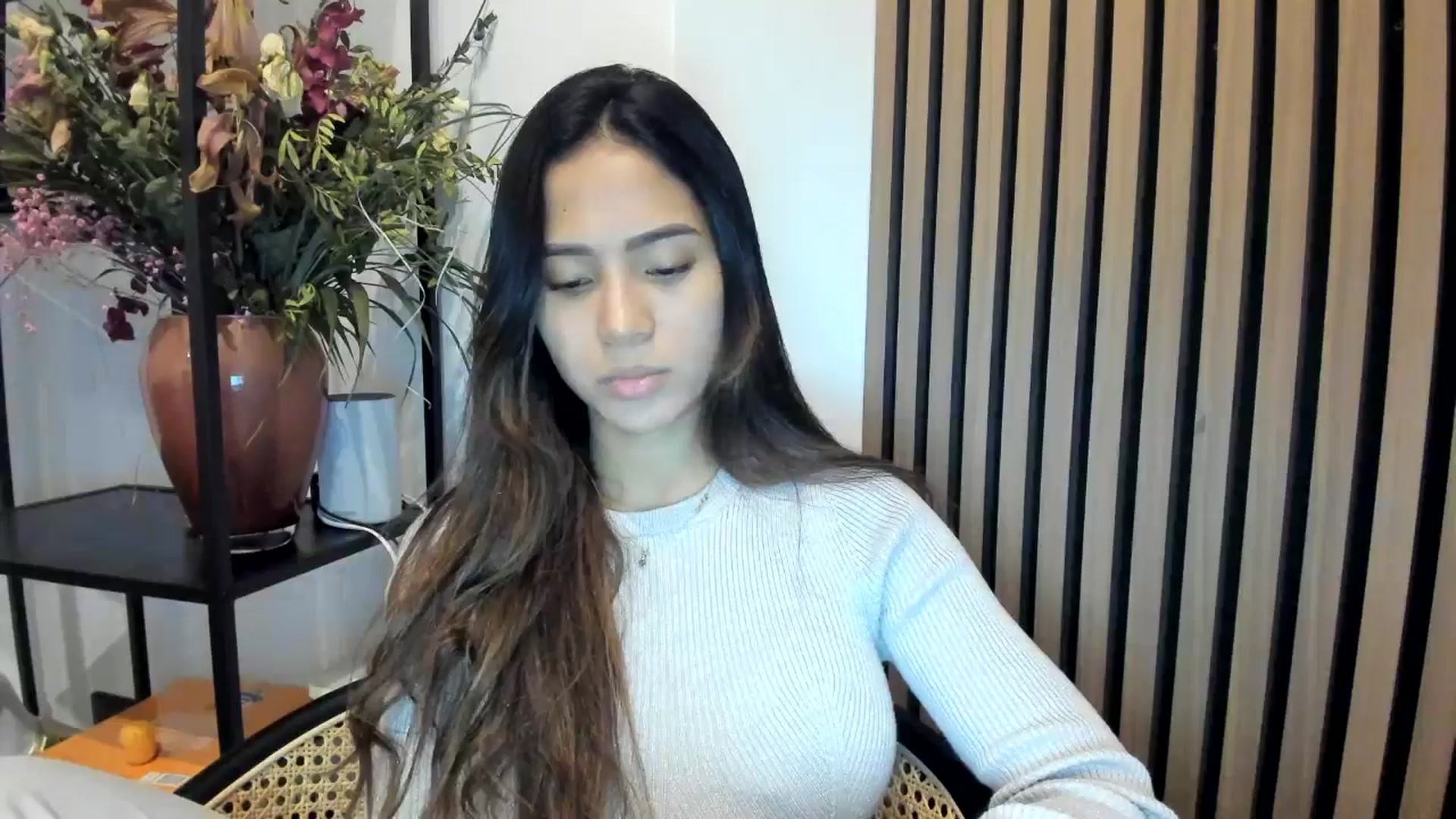 Gallery image thumbnail from Missabyy's myfreecams stream on, 12/11/2025, 19:46 image 6 of 20