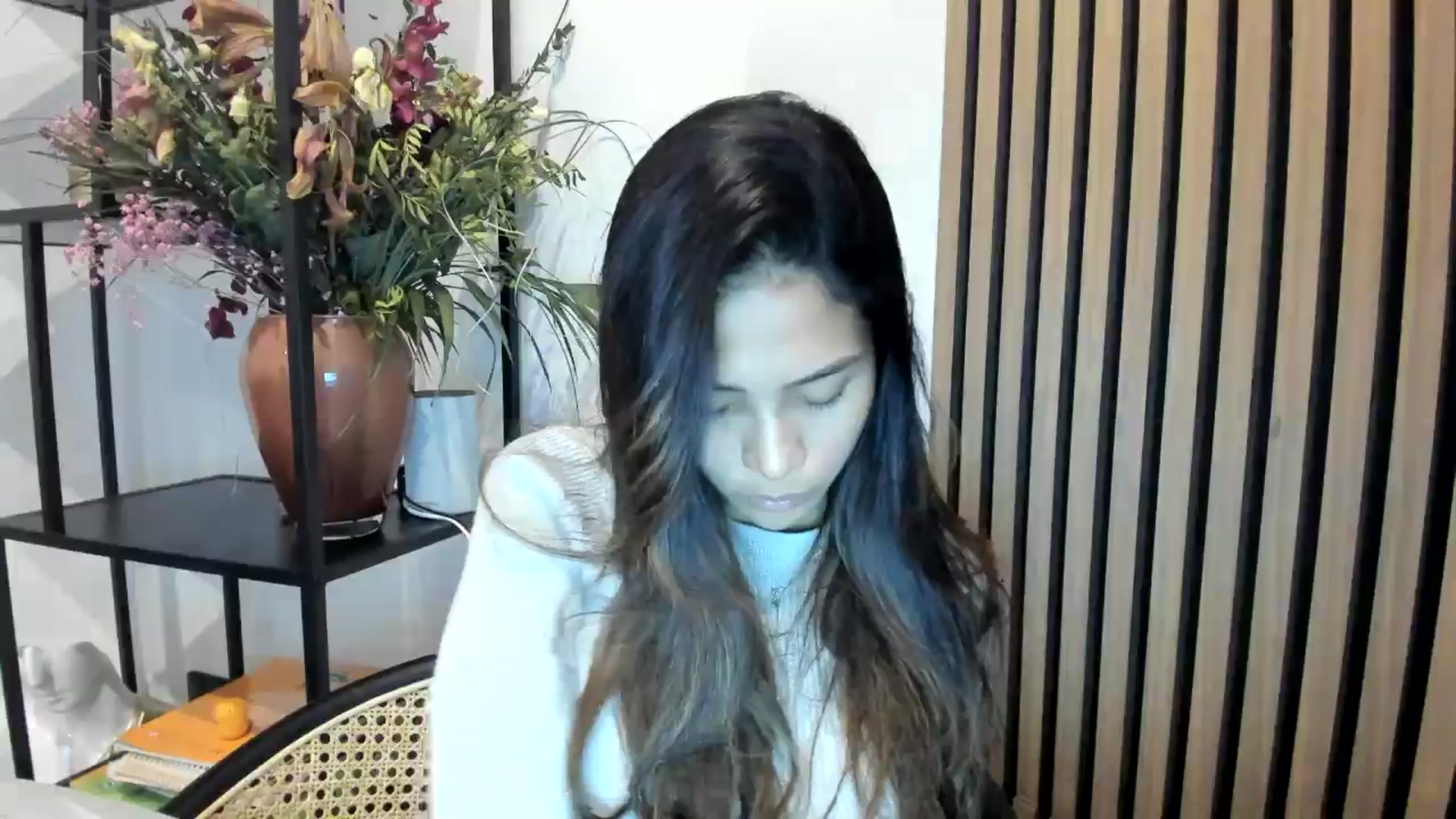Gallery image thumbnail from Missabyy's myfreecams stream on, 12/11/2025, 19:46 image 17 of 20