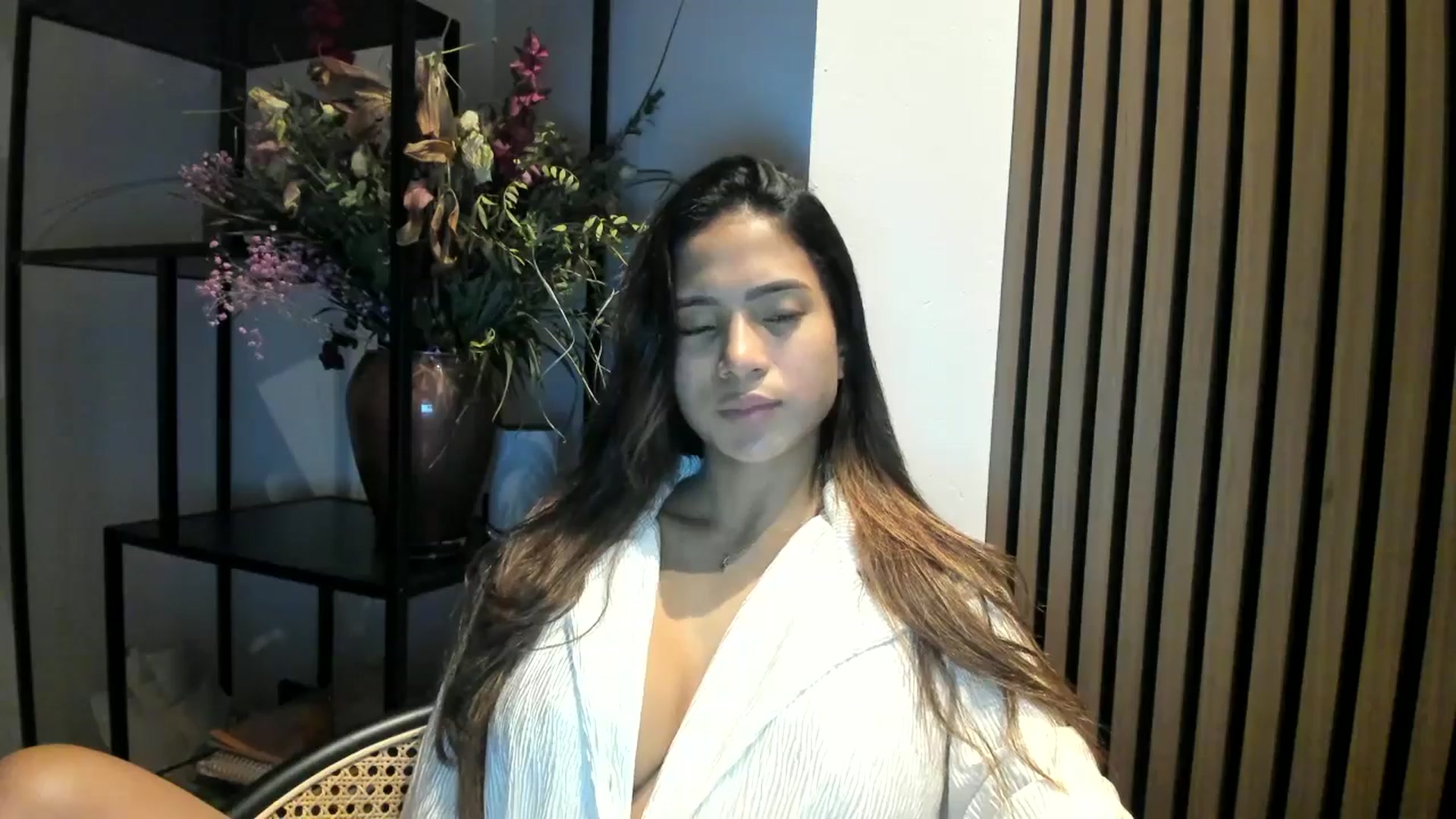 Gallery image thumbnail from Missabyy's myfreecams stream on, 12/12/2025, 08:07 image 17 of 20