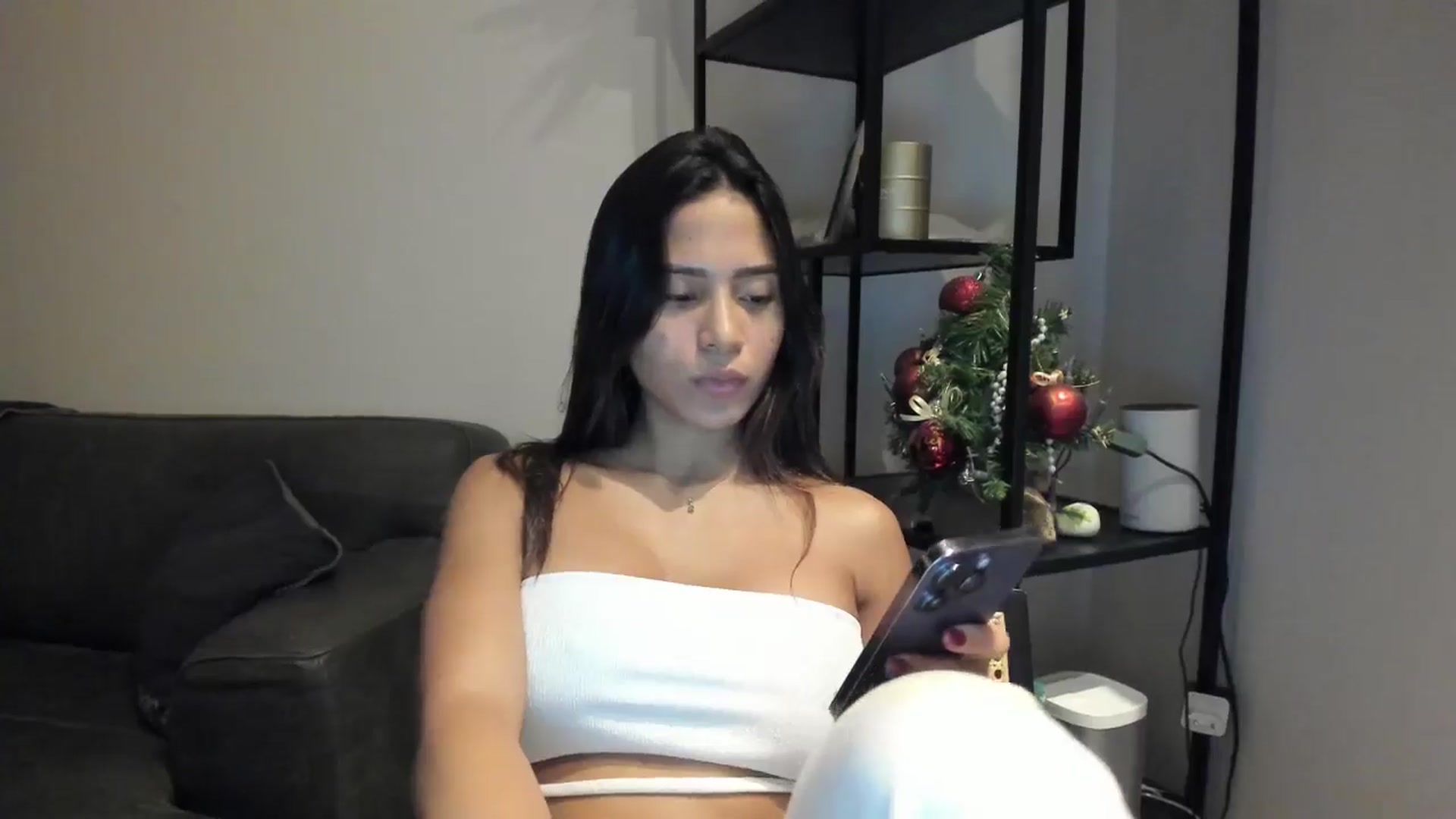 Gallery image thumbnail from Missabyy's myfreecams stream on, 12/19/2025, 16:33 image 6 of 20