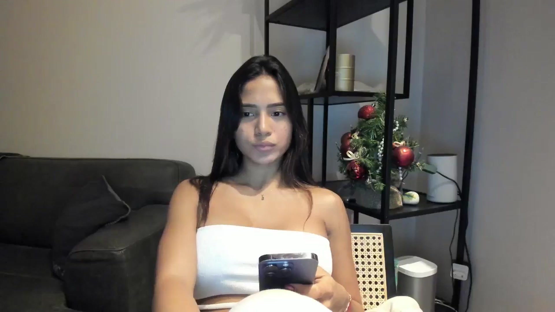 Gallery image thumbnail from Missabyy's myfreecams stream on, 12/19/2025, 16:33 image 7 of 20