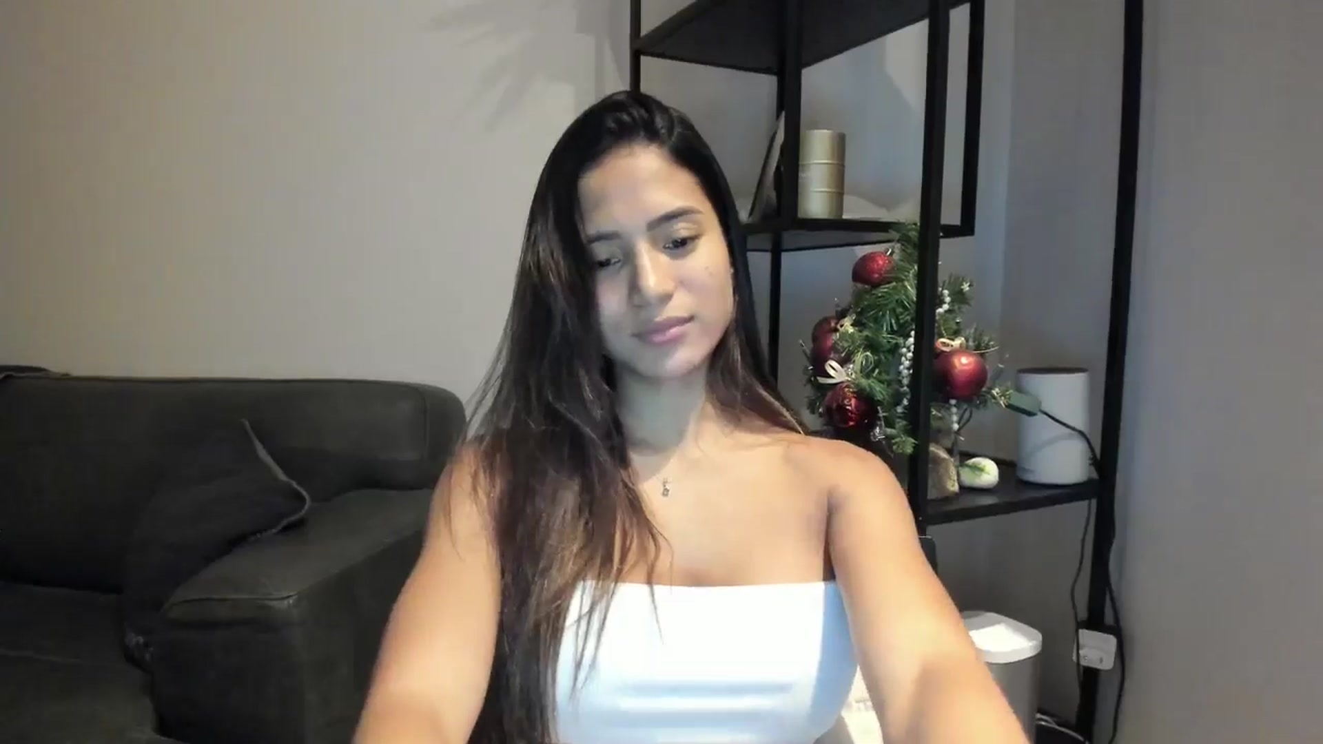 Gallery image thumbnail from Missabyy's myfreecams stream on, 12/19/2025, 16:33 image 10 of 20