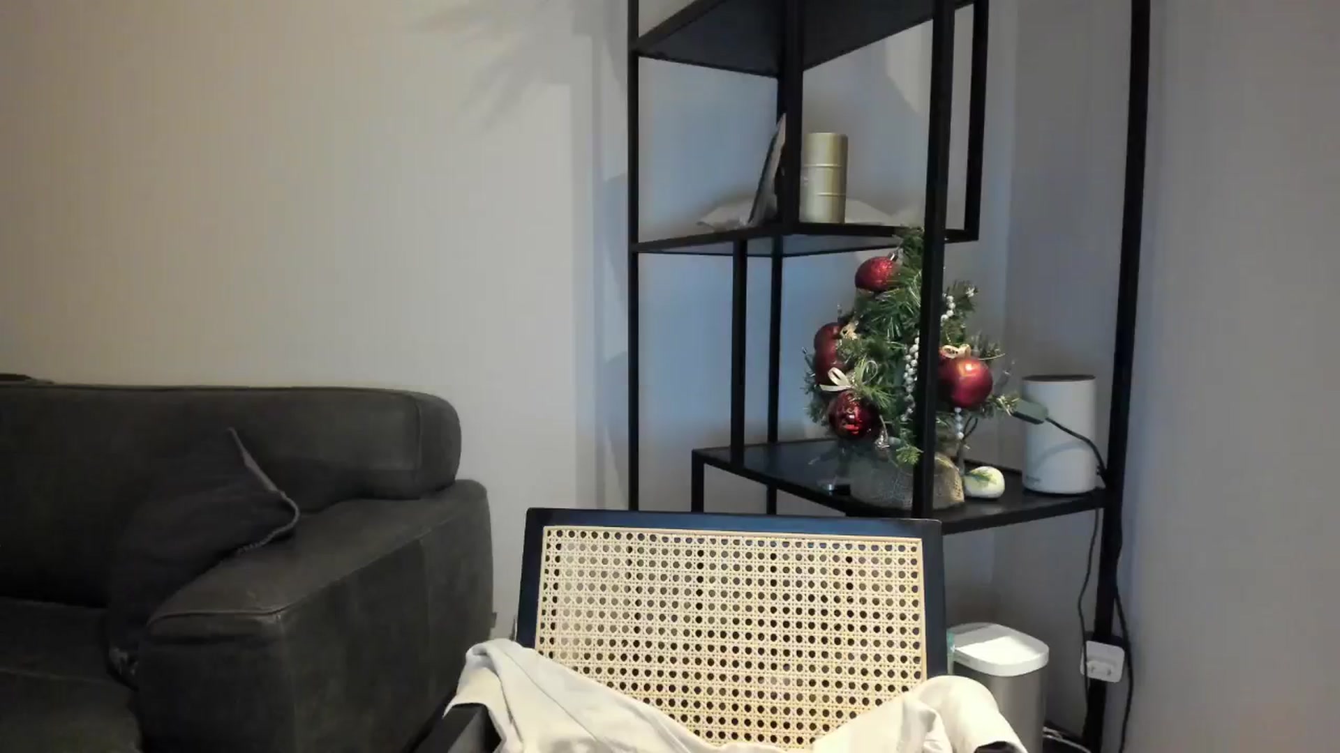 Gallery image thumbnail from Missabyy's myfreecams stream on, 12/19/2025, 17:23 image 17 of 20