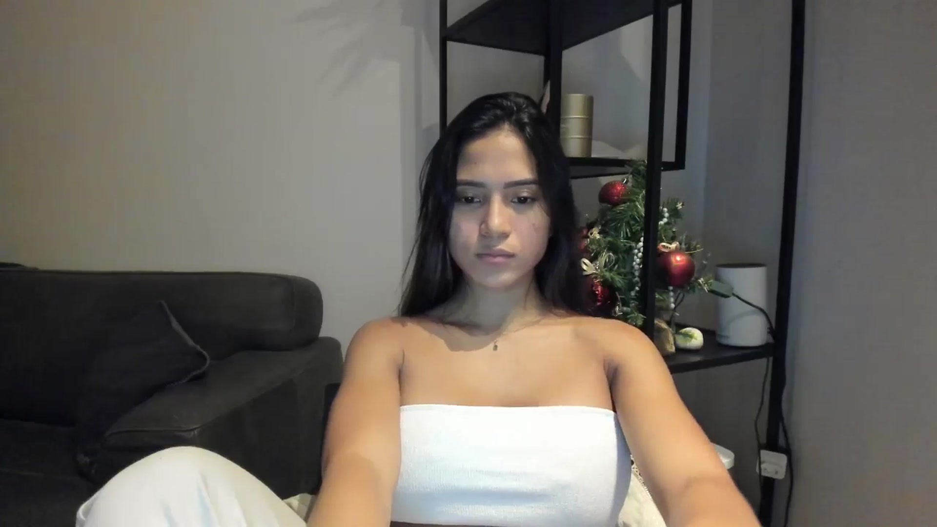 Gallery image thumbnail from Missabyy's myfreecams stream on, 12/19/2025, 17:23 image 10 of 20