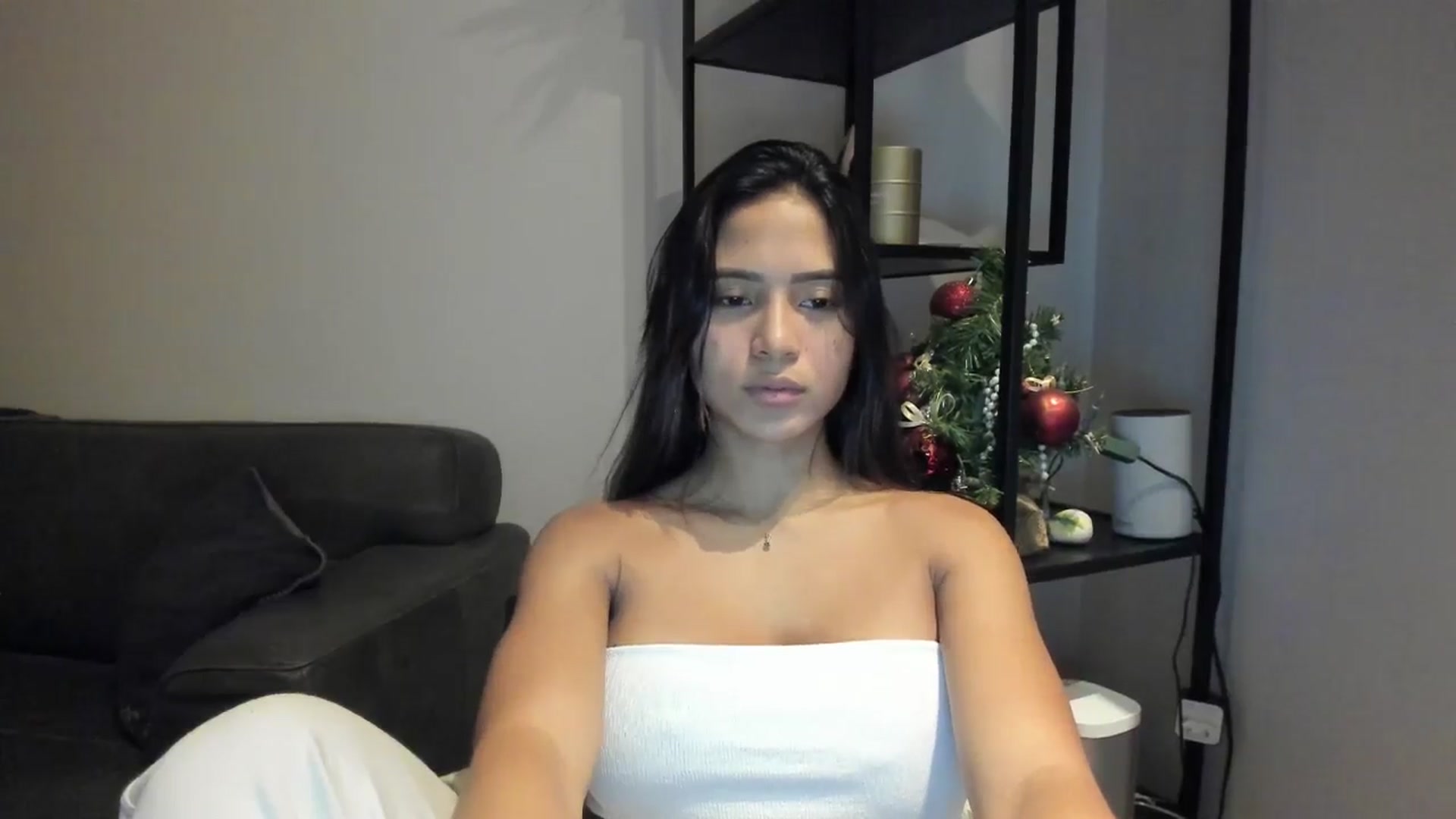 Gallery image thumbnail from Missabyy's myfreecams stream on, 12/19/2025, 17:23 image 9 of 20