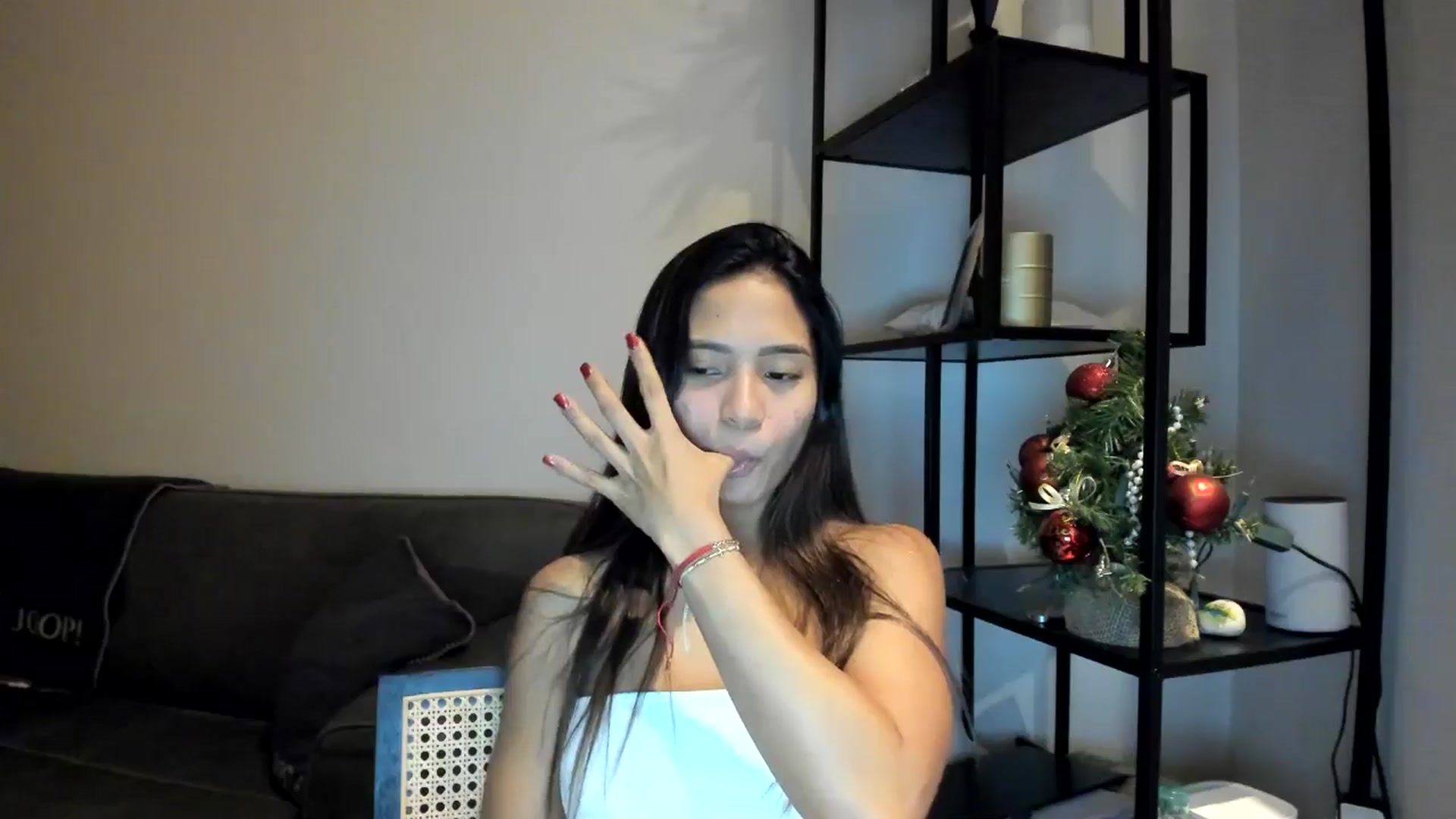 Gallery image thumbnail from Missabyy's myfreecams stream on, 12/19/2025, 18:00 image 13 of 20