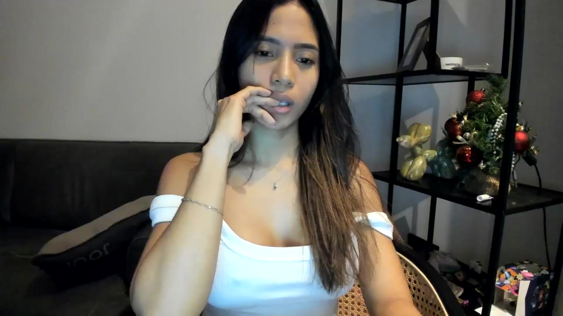 Gallery image thumbnail from Missabyy's myfreecams stream on, 01/05/2026, 08:50 image 9 of 20