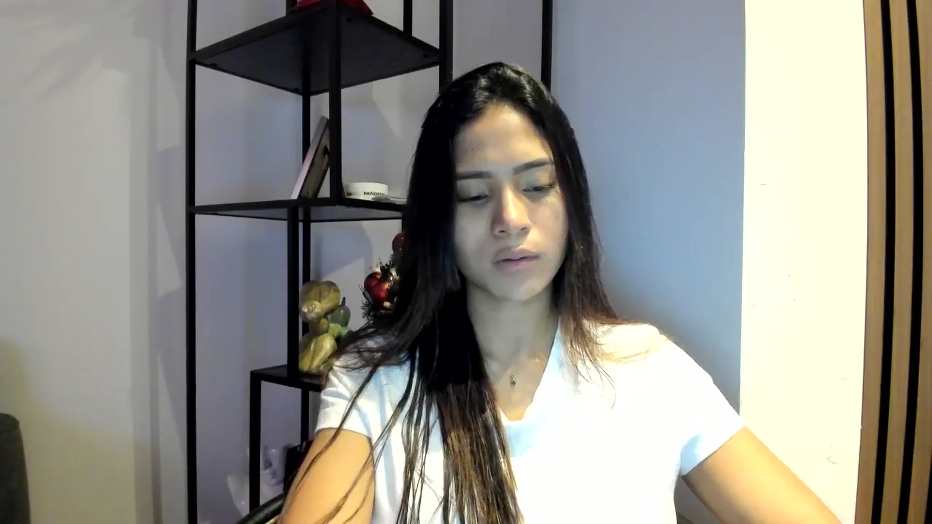 Gallery image thumbnail from Missabyy's myfreecams stream on, 01/07/2026, 17:53 image 15 of 20