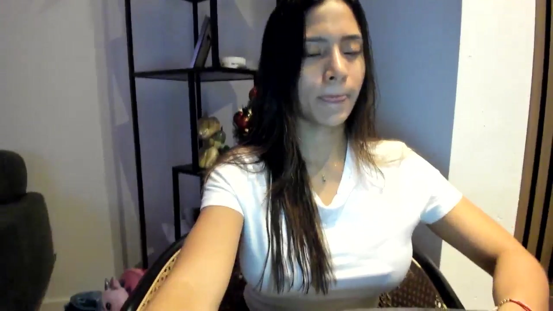 Gallery image thumbnail from Missabyy's myfreecams stream on, 01/07/2026, 17:53 image 17 of 20