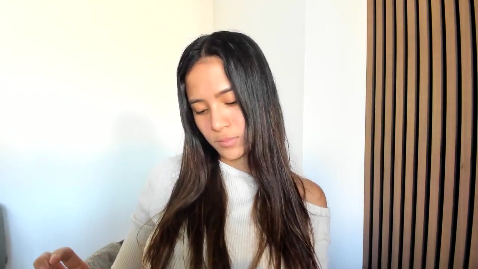Gallery image thumbnail from Missabyy's myfreecams stream on, 01/21/2026, 14:00 image 19 of 20