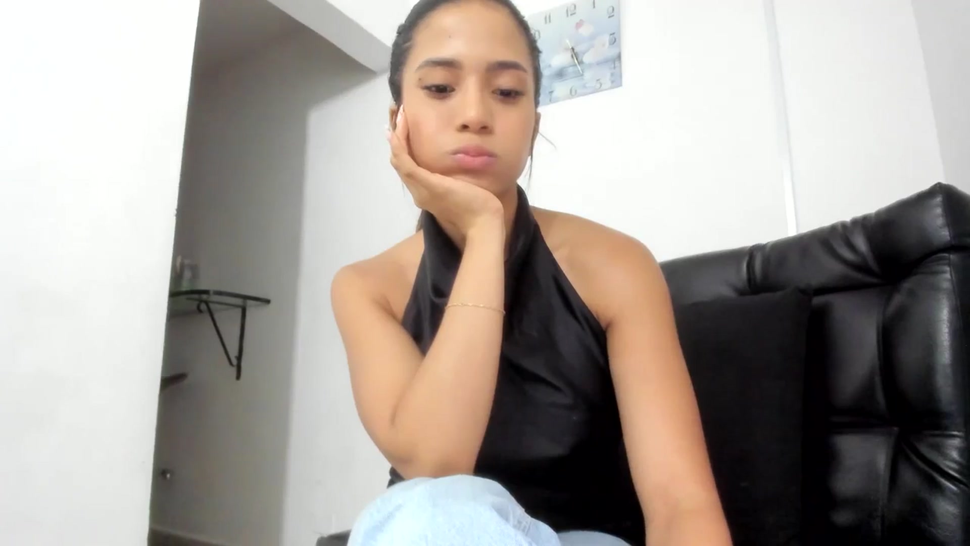 Gallery image thumbnail from Missabyy's myfreecams stream on, 03/03/2026, 02:04 image 16 of 20