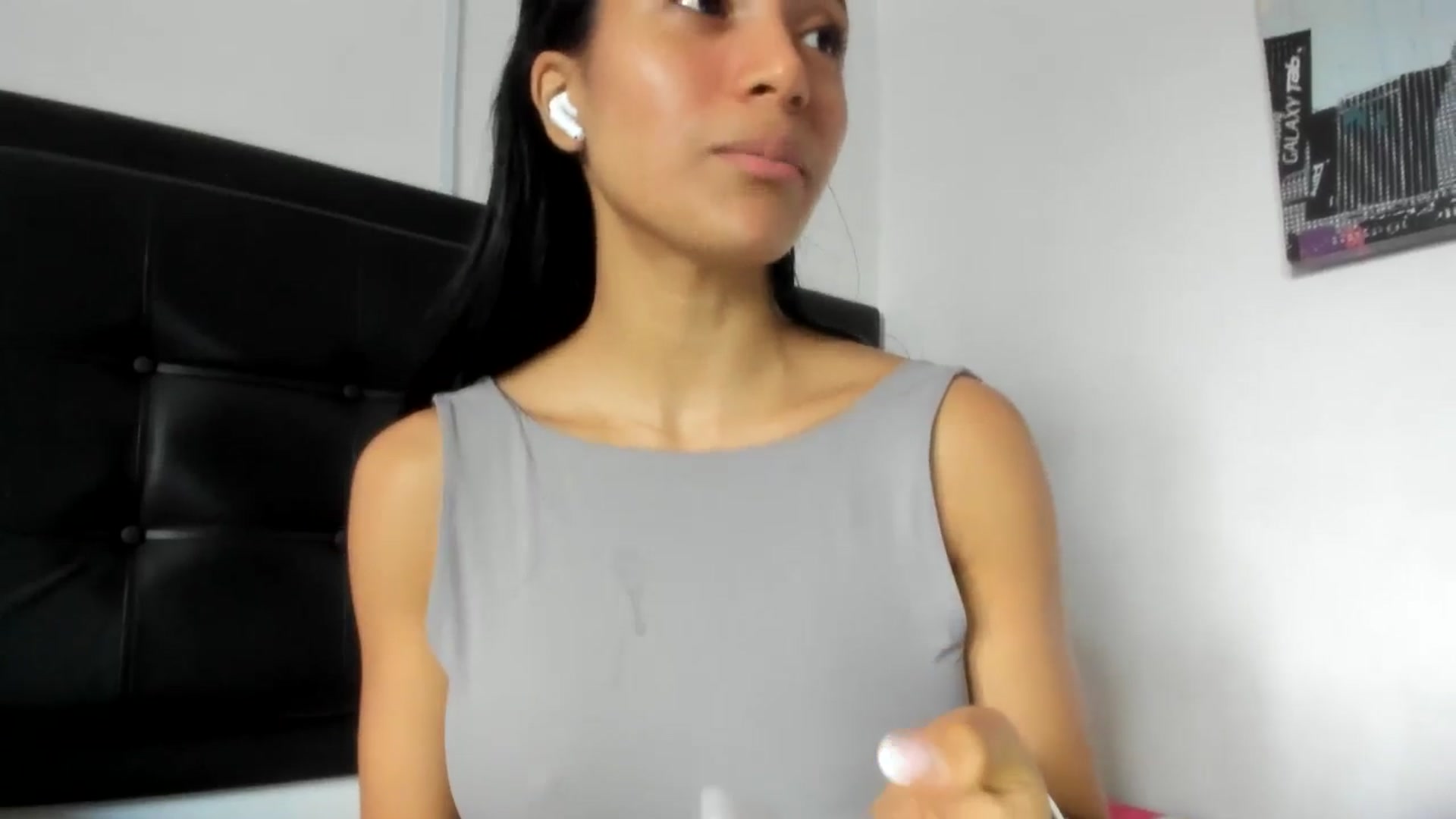 Gallery image thumbnail from Missabyy's myfreecams stream on, 04/20/2026, 17:09 image 5 of 20