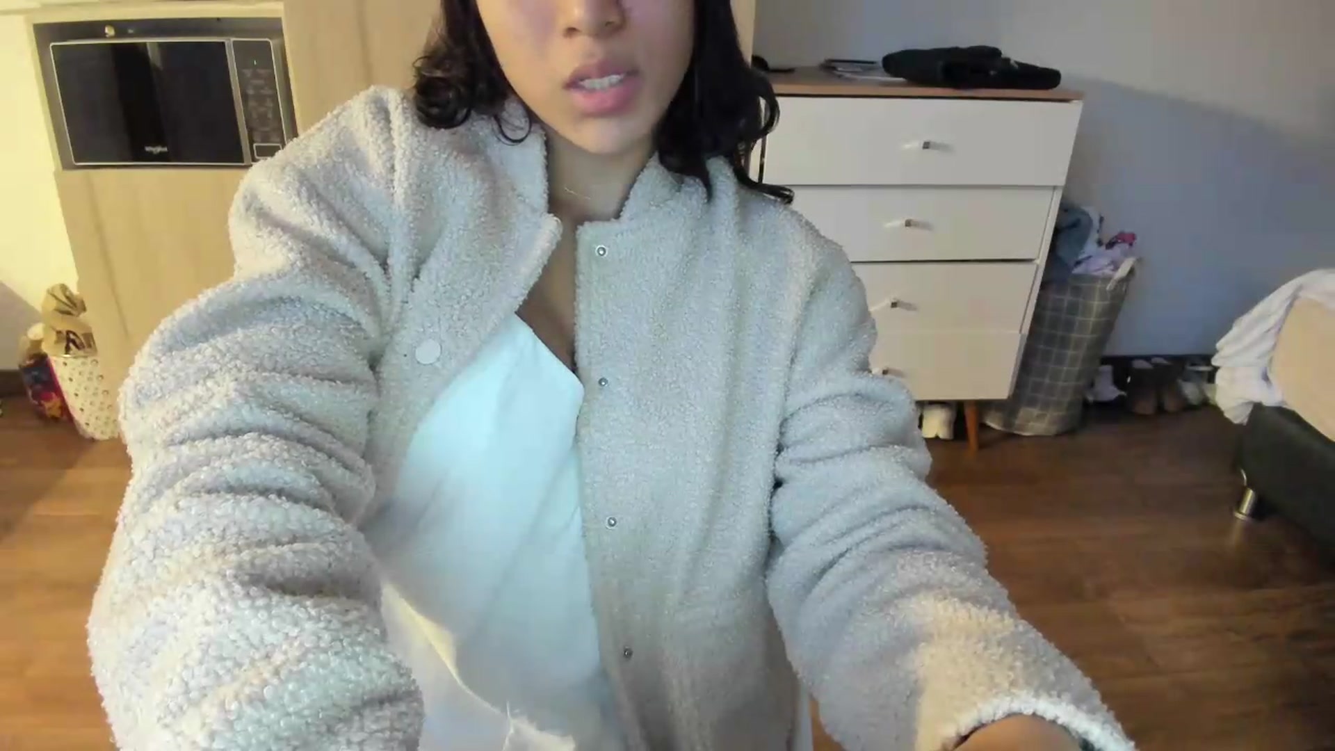 Gallery image thumbnail from Missabyy's myfreecams stream on, 06/08/2026, 12:00 image 5 of 20