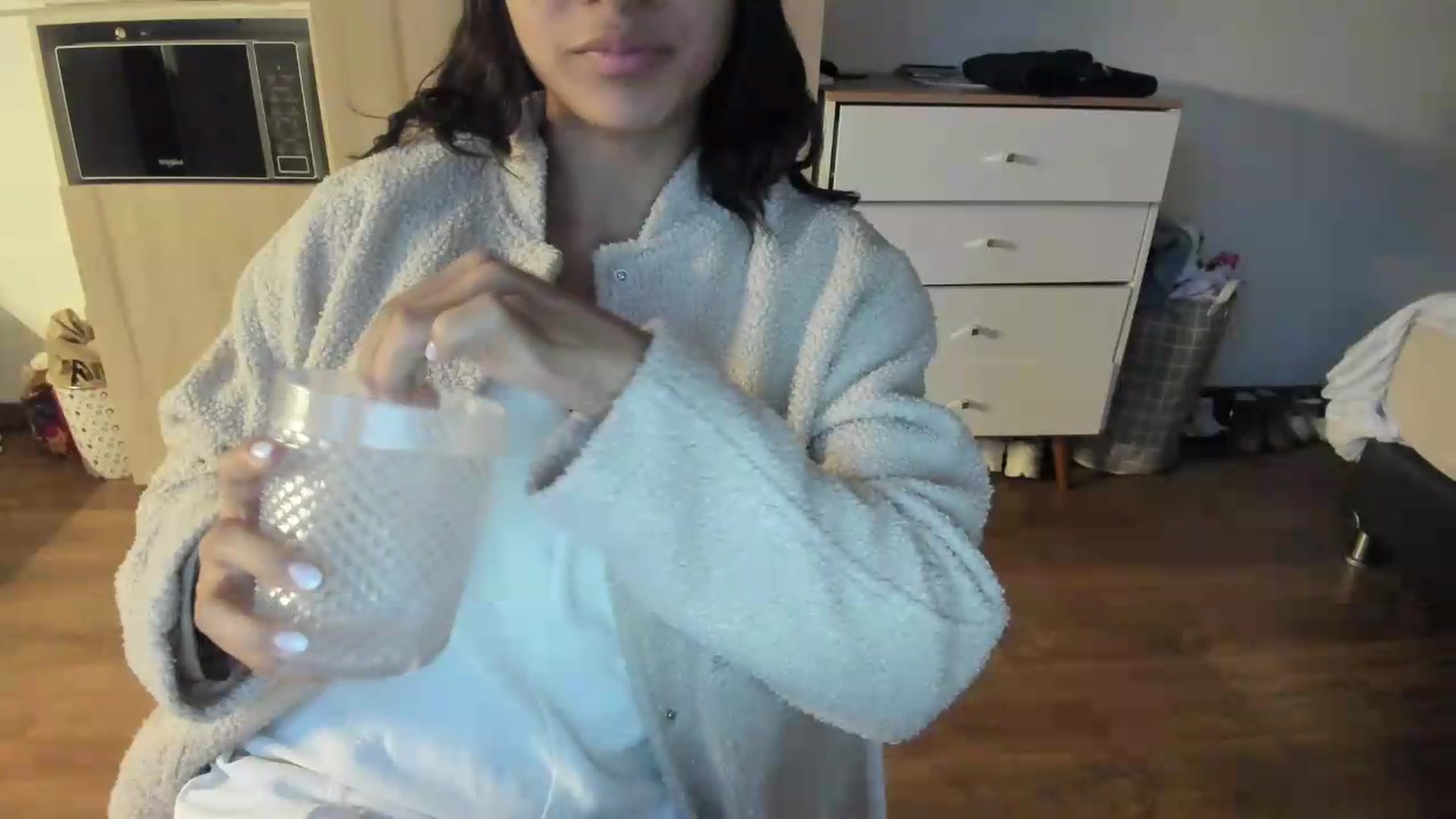 Gallery image thumbnail from Missabyy's myfreecams stream on, 06/08/2026, 12:00 image 4 of 20