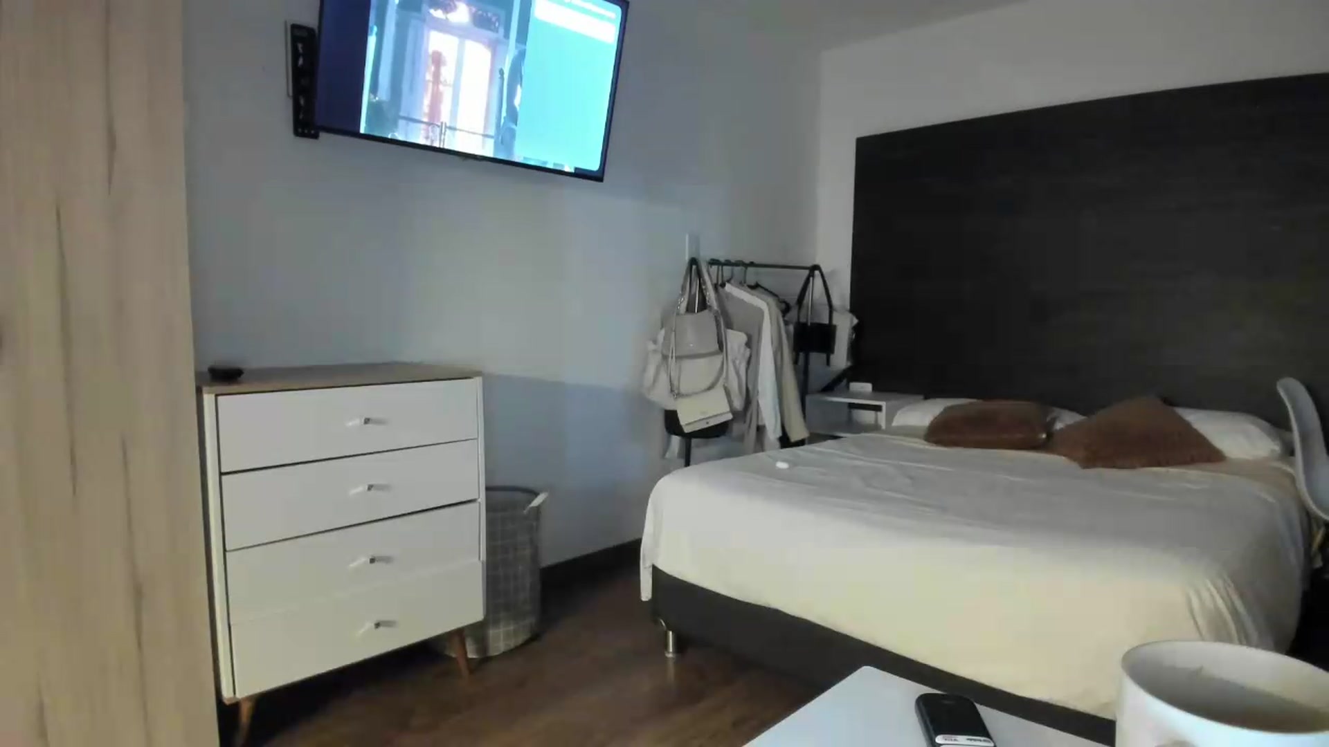 Gallery image thumbnail from Missabyy's myfreecams stream on, 06/15/2026, 01:29 image 12 of 20