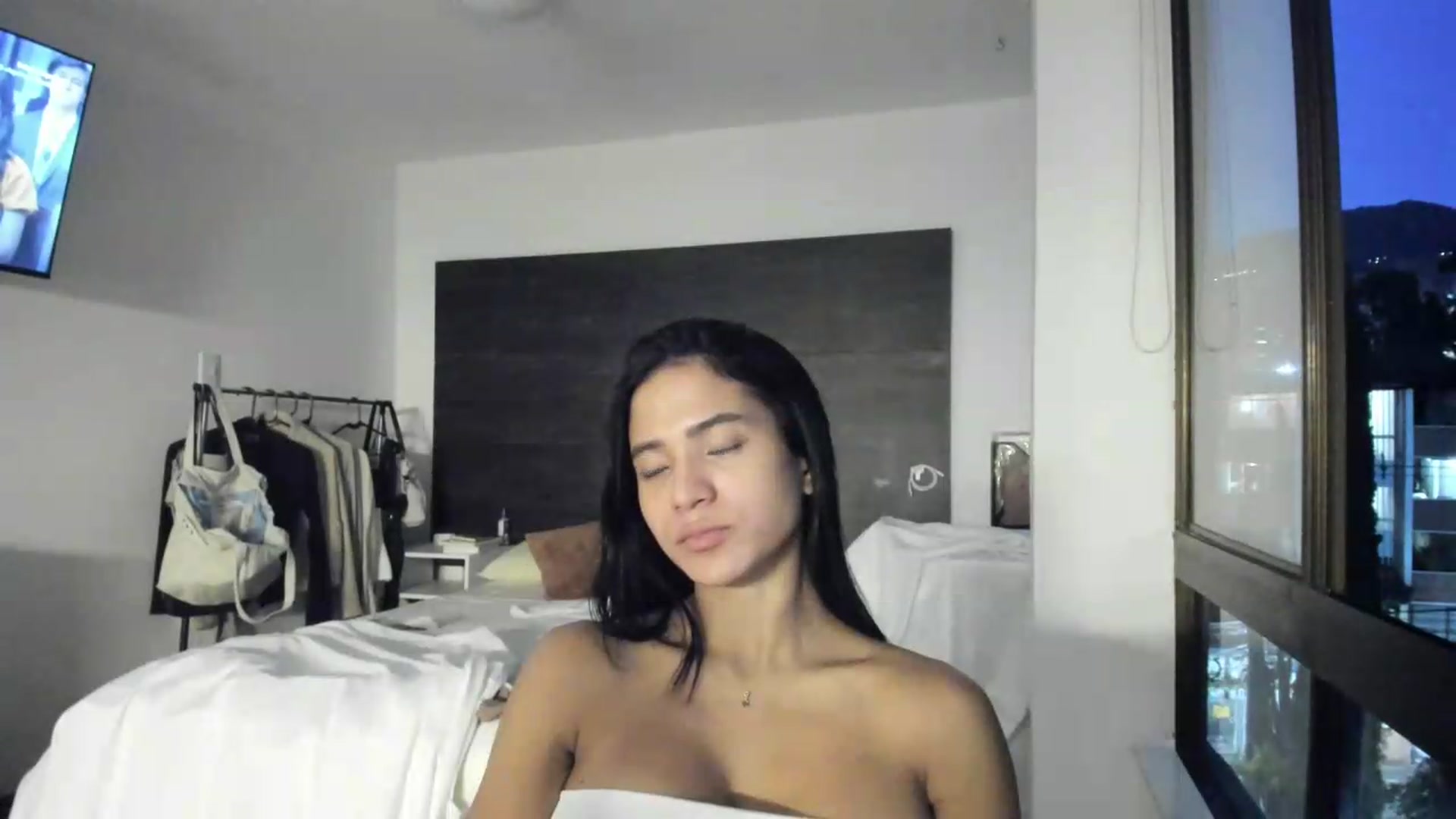 Gallery image thumbnail from Missabyy's myfreecams stream on, 06/26/2026, 24:00 image 7 of 20