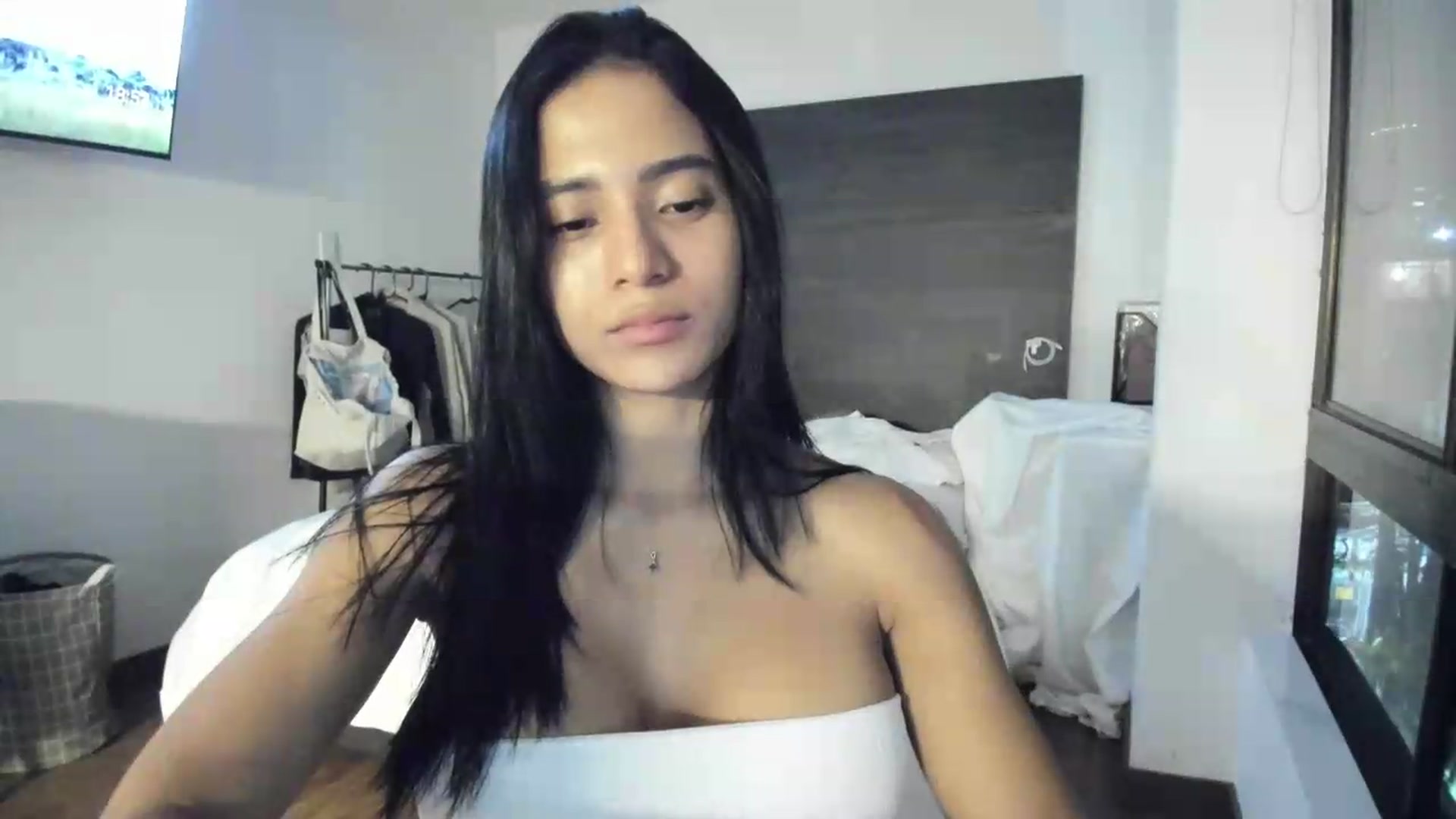 Gallery image thumbnail from Missabyy's myfreecams stream on, 06/26/2026, 24:00 image 17 of 20