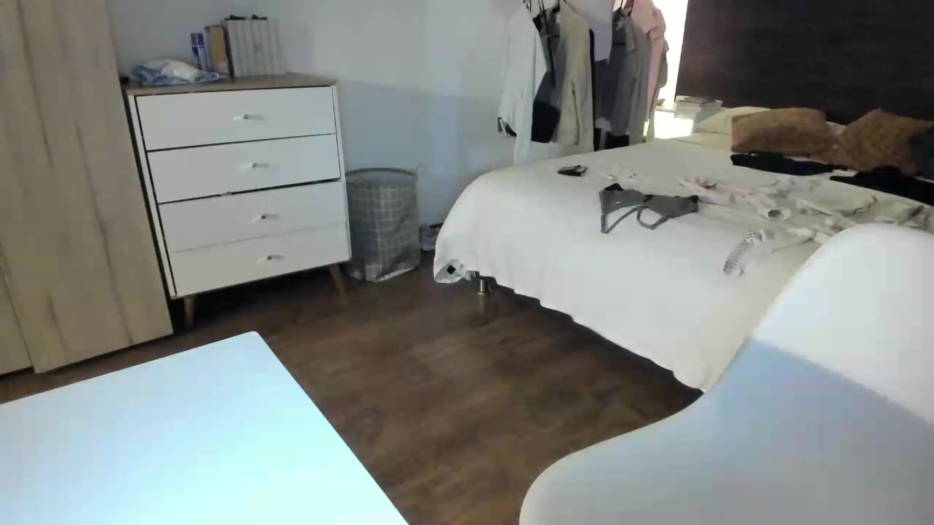 Gallery image thumbnail from Missabyy's myfreecams stream on, 06/29/2026, 24:27 image 15 of 20