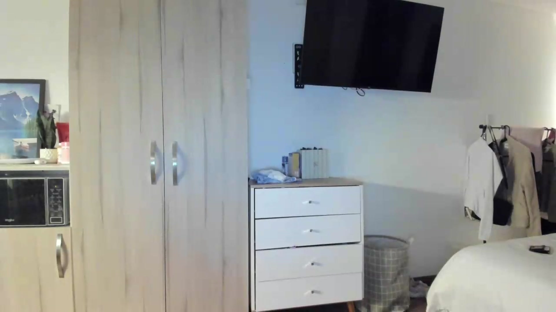 Gallery image thumbnail from Missabyy's myfreecams stream on, 06/29/2026, 03:14 image 14 of 20