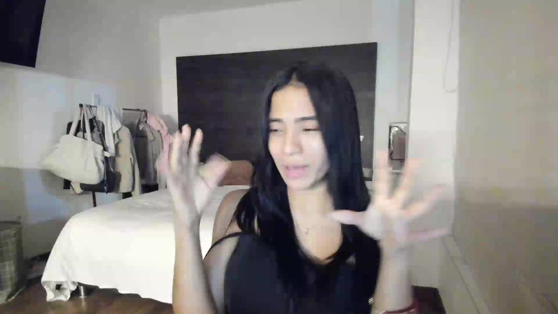 Gallery image thumbnail from Missabyy's myfreecams stream on, 07/01/2026, 24:52 image 10 of 20