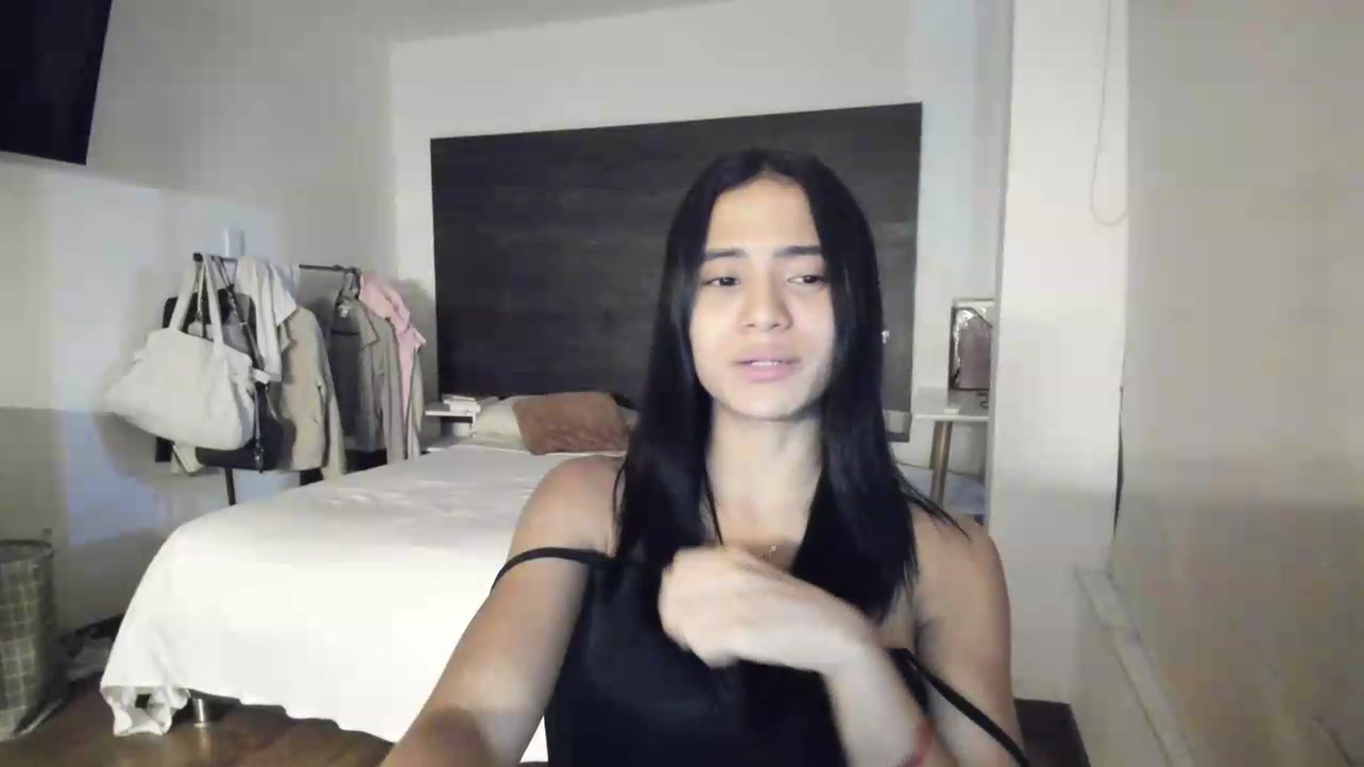 Gallery image thumbnail from Missabyy's myfreecams stream on, 07/01/2026, 24:52 image 6 of 20