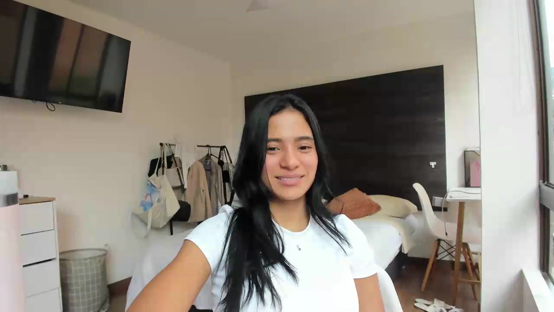 Gallery image thumbnail from Missabyy's myfreecams stream on, 07/01/2026, 18:06 image 10 of 20